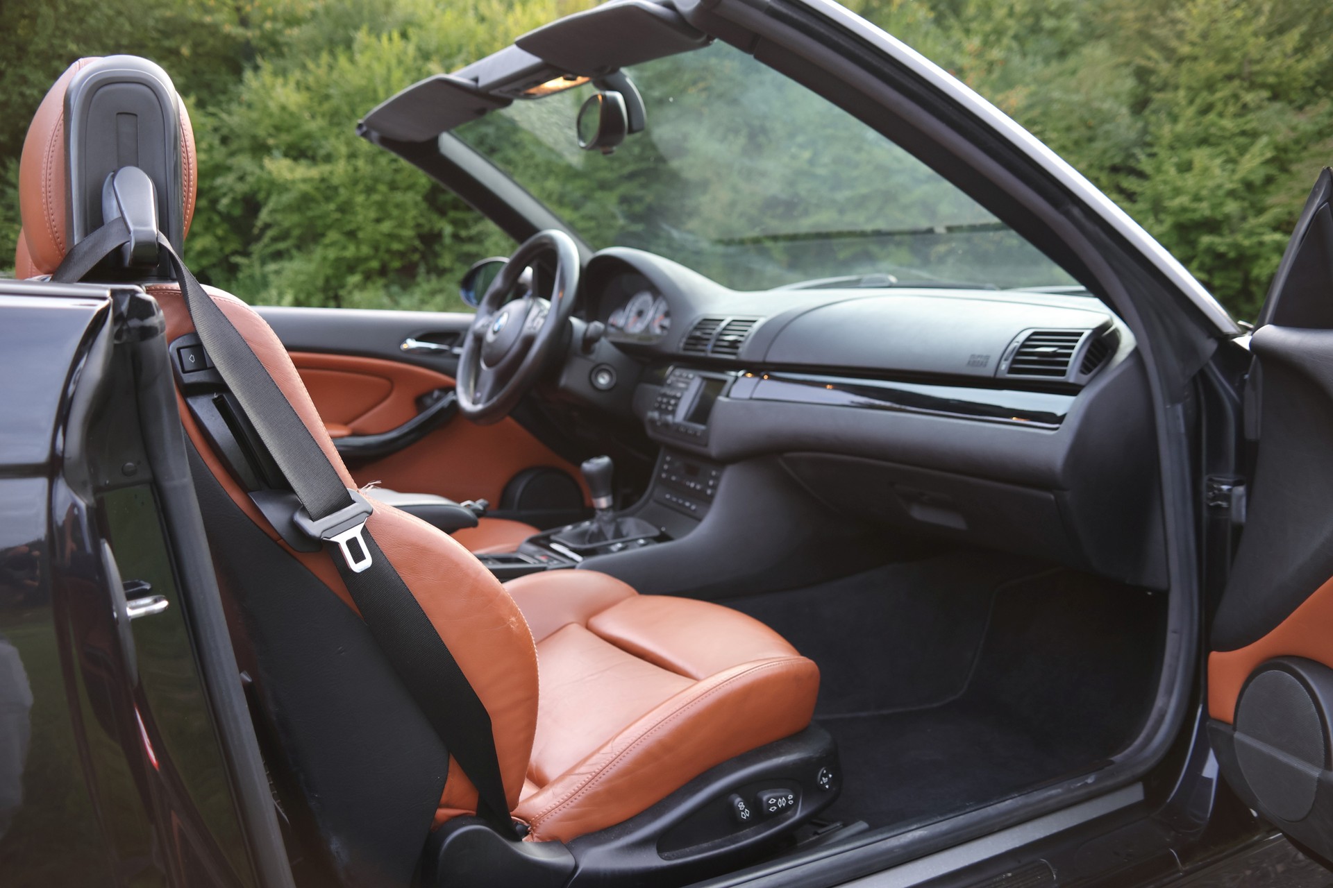 BMW M3 Cabriolet-image-13