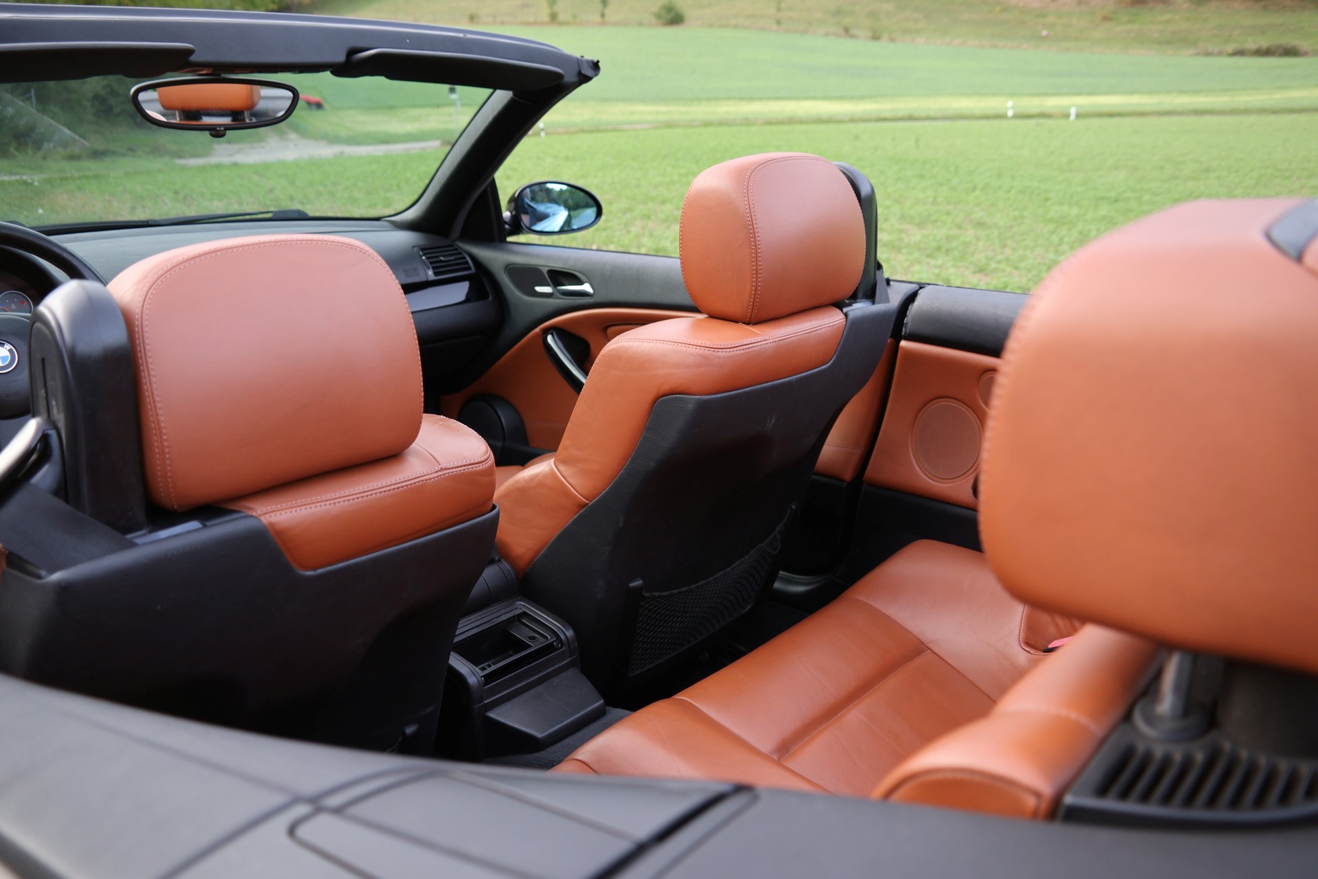 BMW M3 Cabriolet-image-11