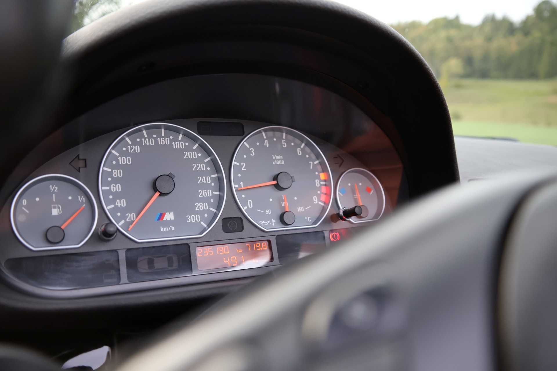 BMW M3 Cabriolet-image-14