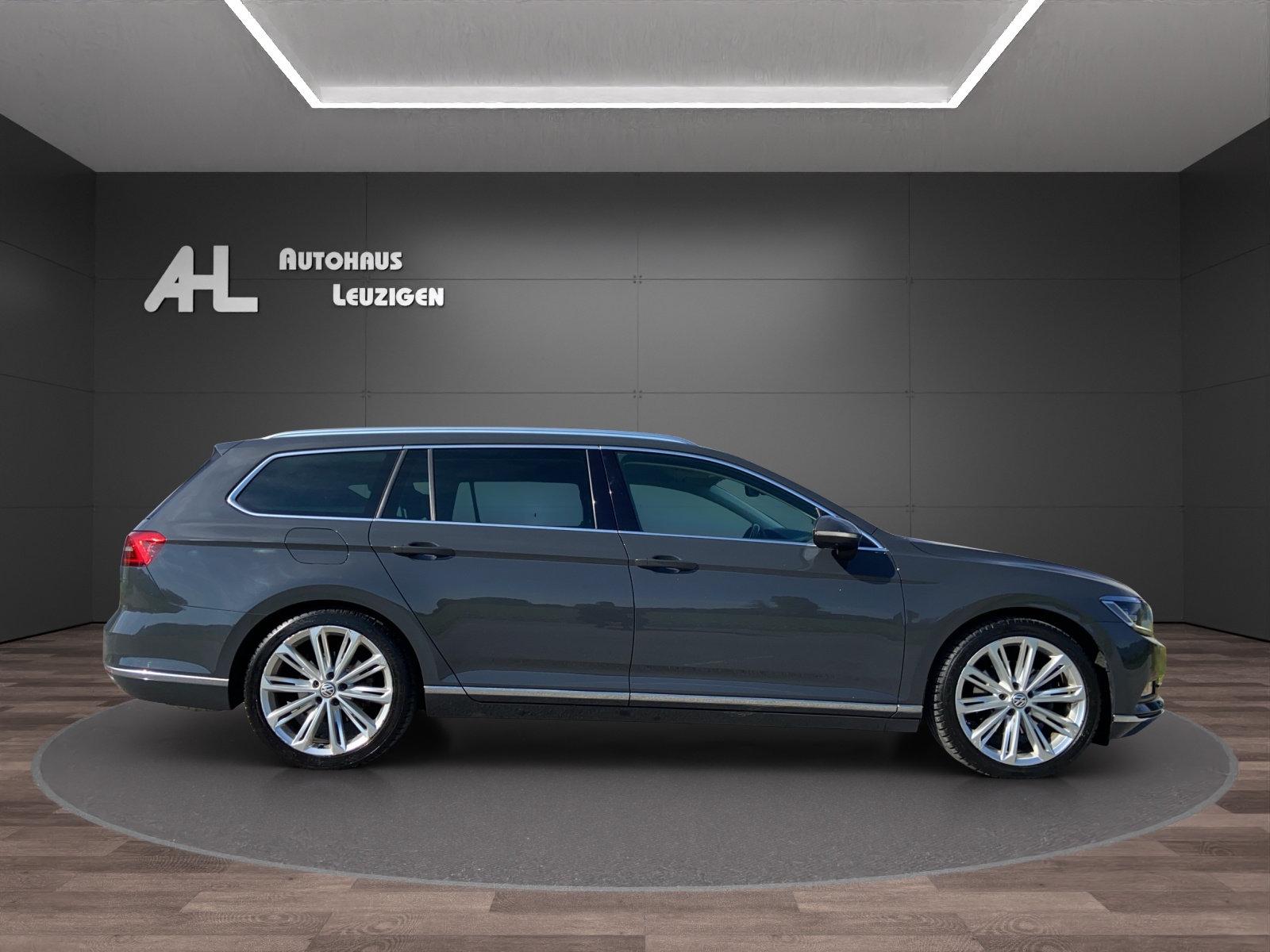 VW Passat Variant 2.0 TSI BMT Highline DSG-image-5