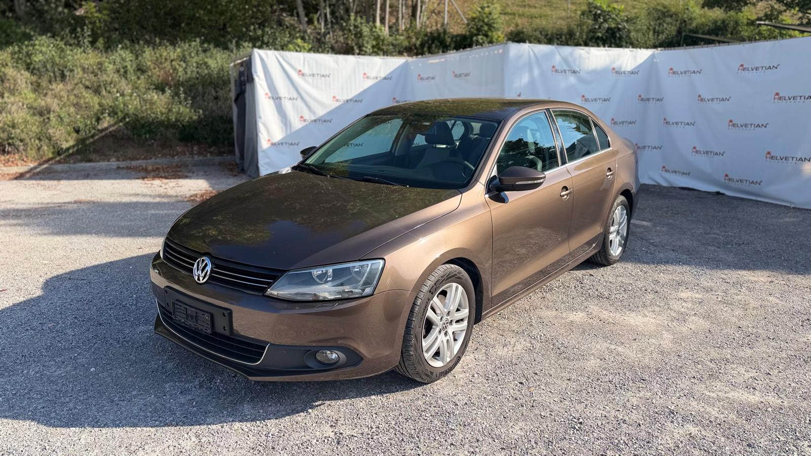 VW Jetta 2.0 TDI Comfortline-image-1