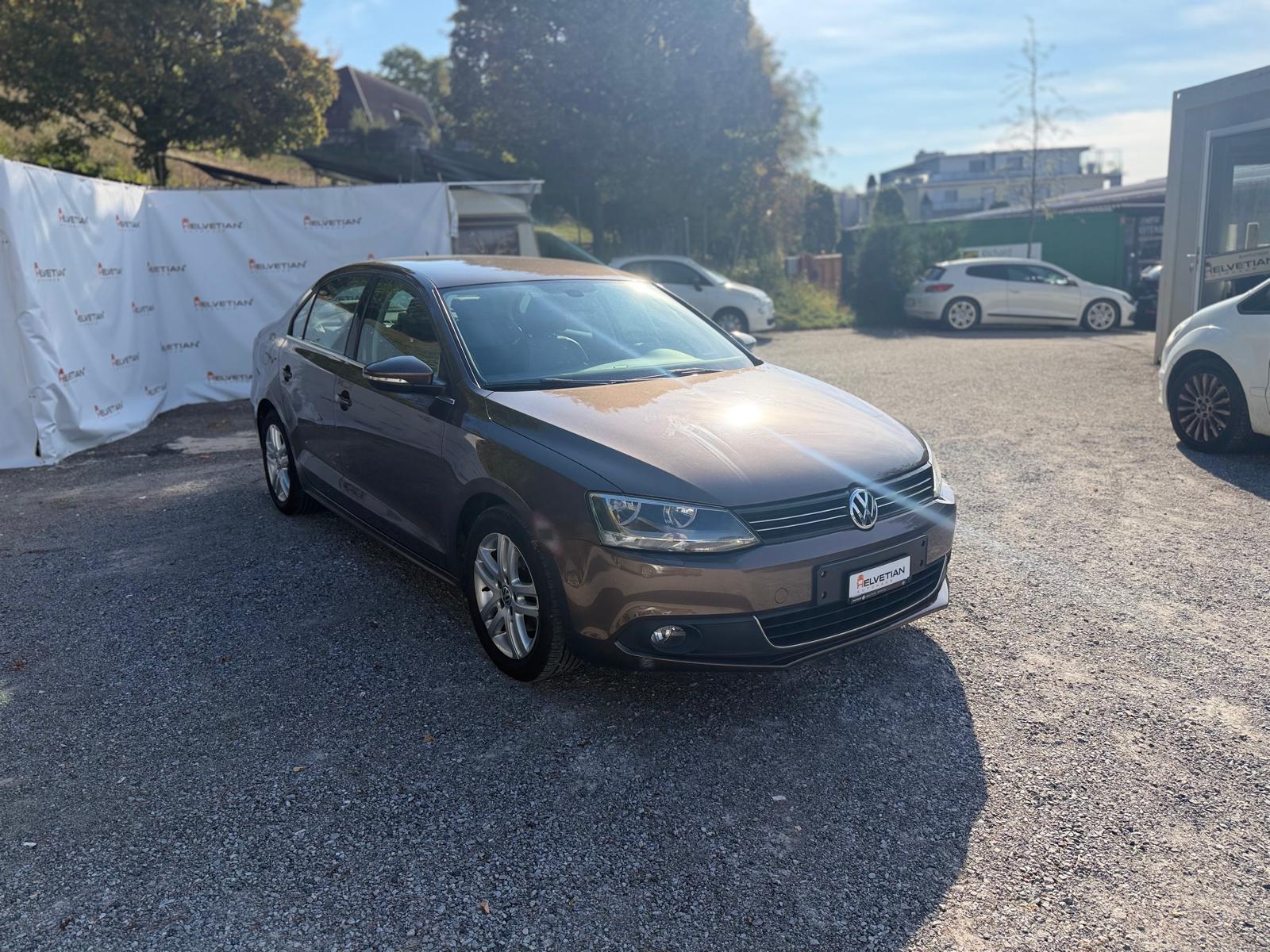 VW Jetta 2.0 TDI Comfortline-image-5