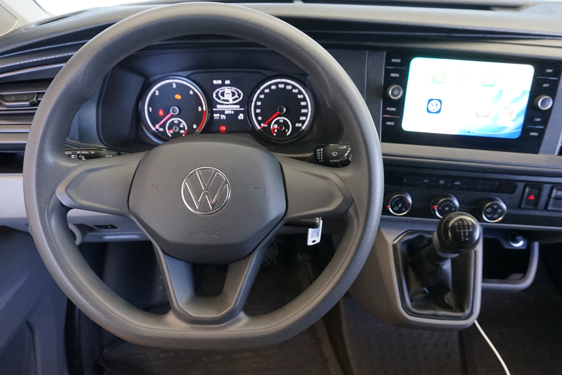 VW T6.1 2.0 TDI-image-14