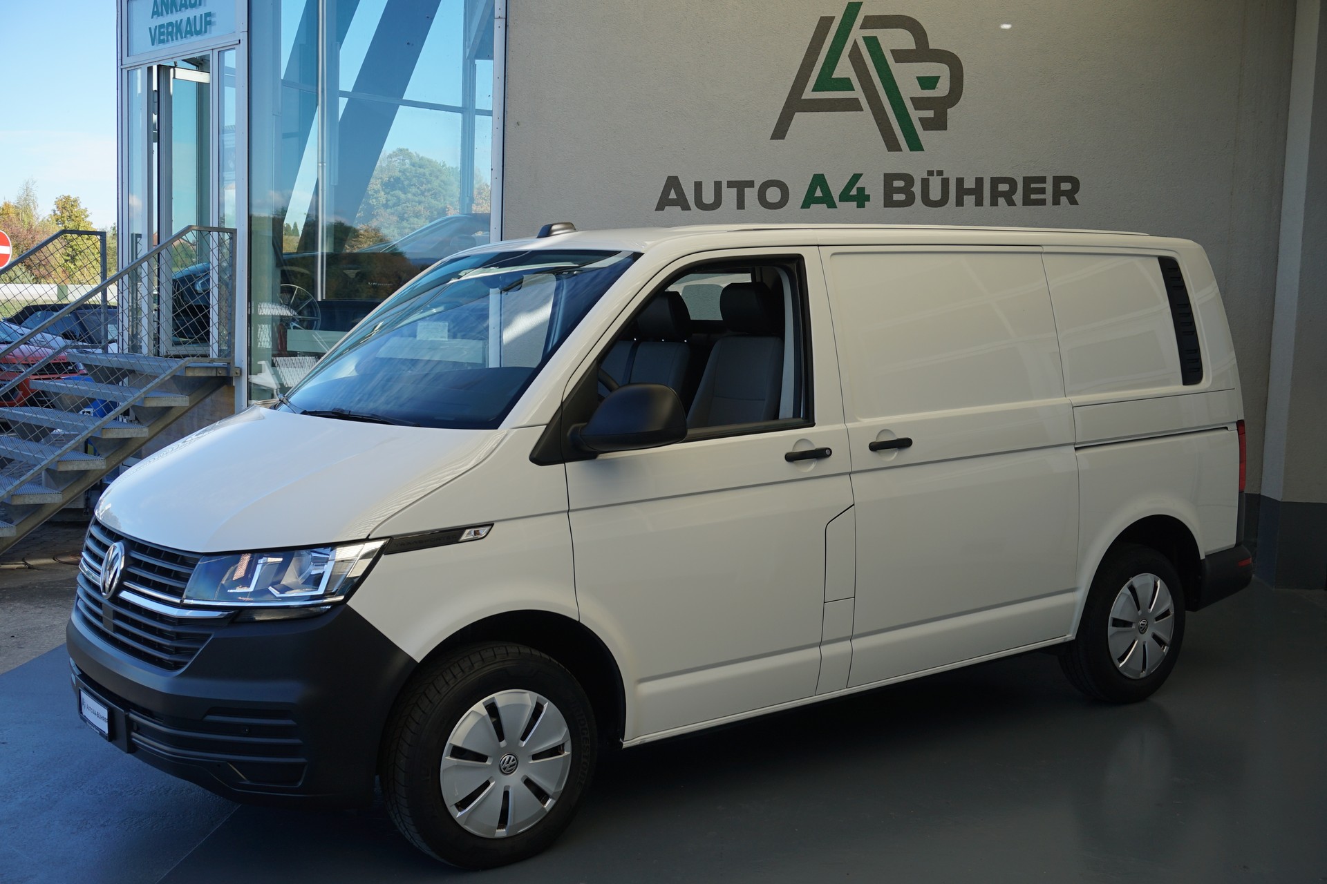 VW T6.1 2.0 TDI-image-4