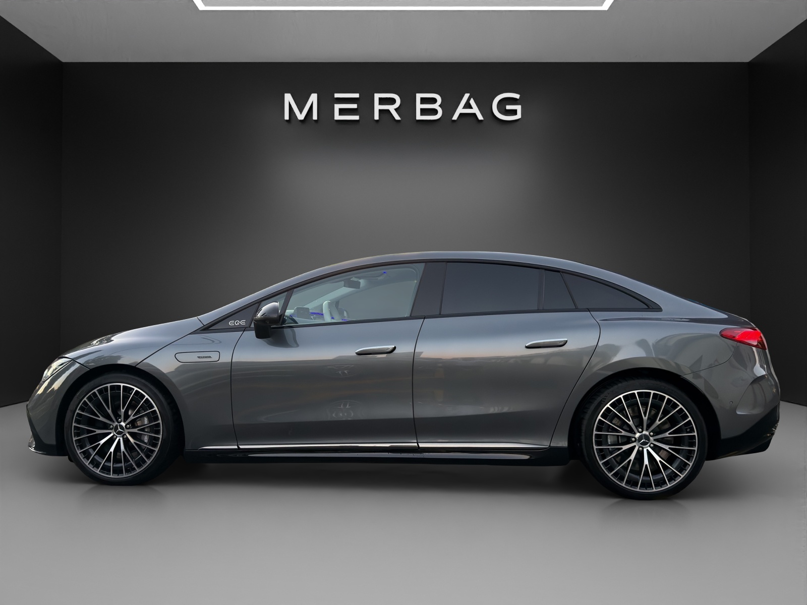 MERCEDES-BENZ EQE 43 AMG 4 Matic-image-5
