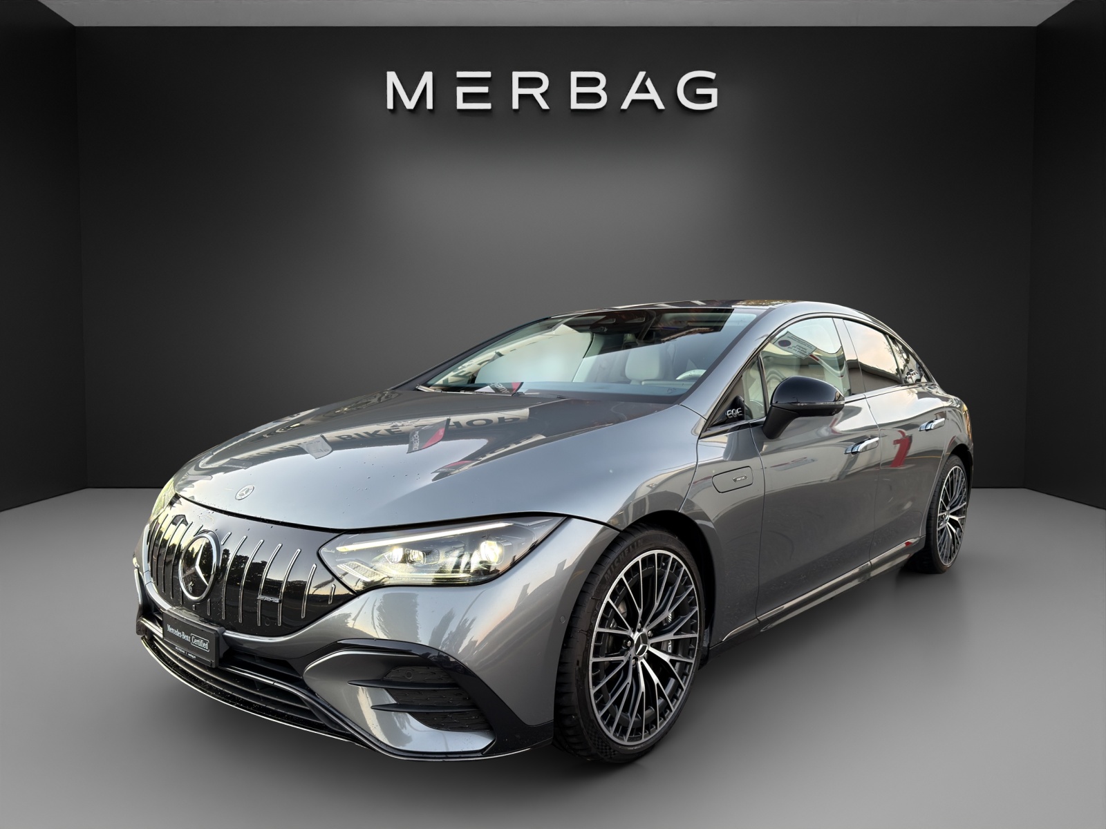 MERCEDES-BENZ EQE 43 AMG 4 Matic-image-6