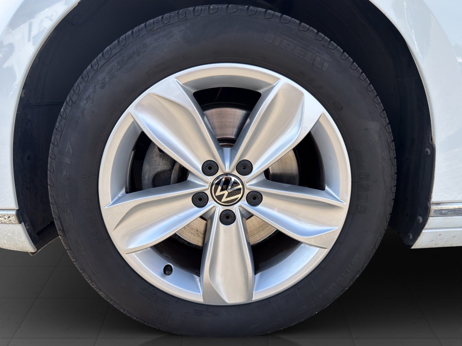VW Passat 2.0 TDI BMt 75 Edition 4Motion DSG-image-7