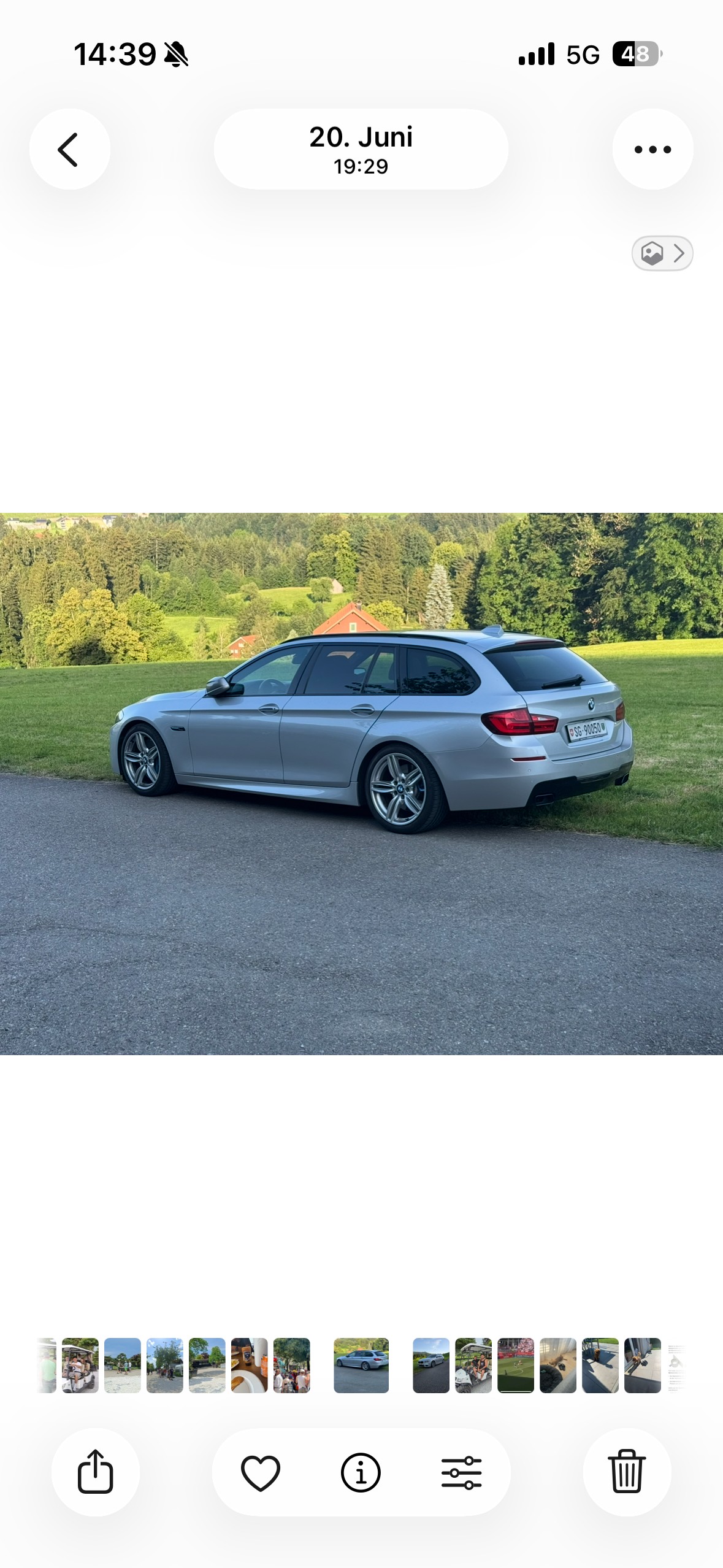 Car photo