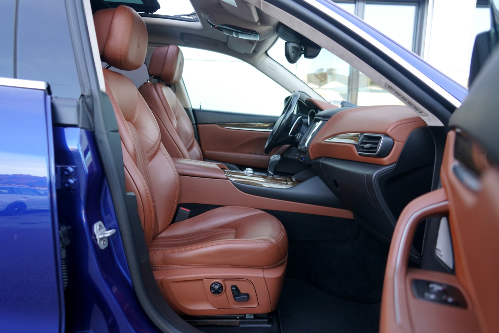 MASERATI Levante S 3.0 V6 Automatica (CH)-image-25