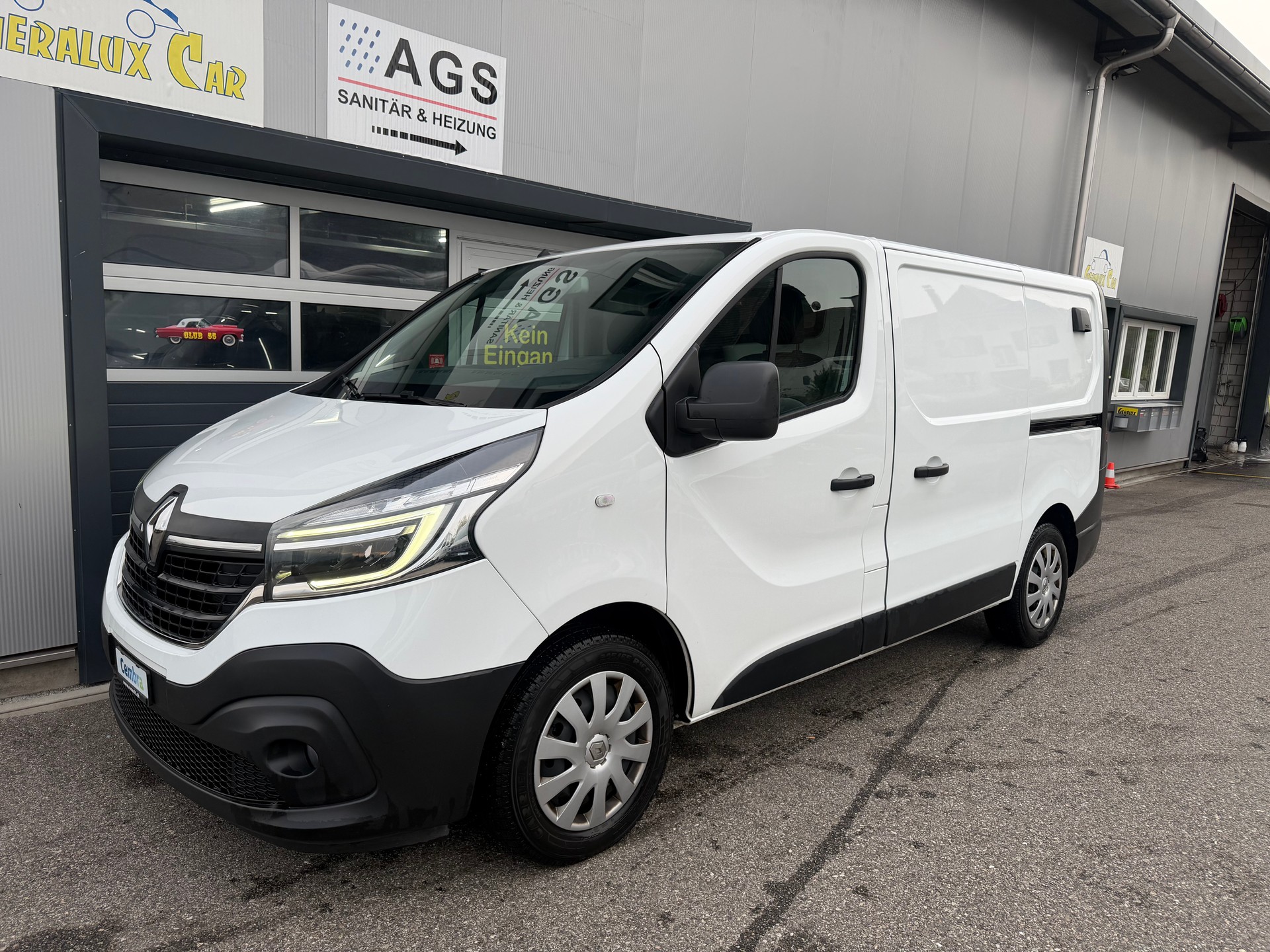 RENAULT Trafic 2.0 Energy dCi 120 3.0t Business L1H1-image-1