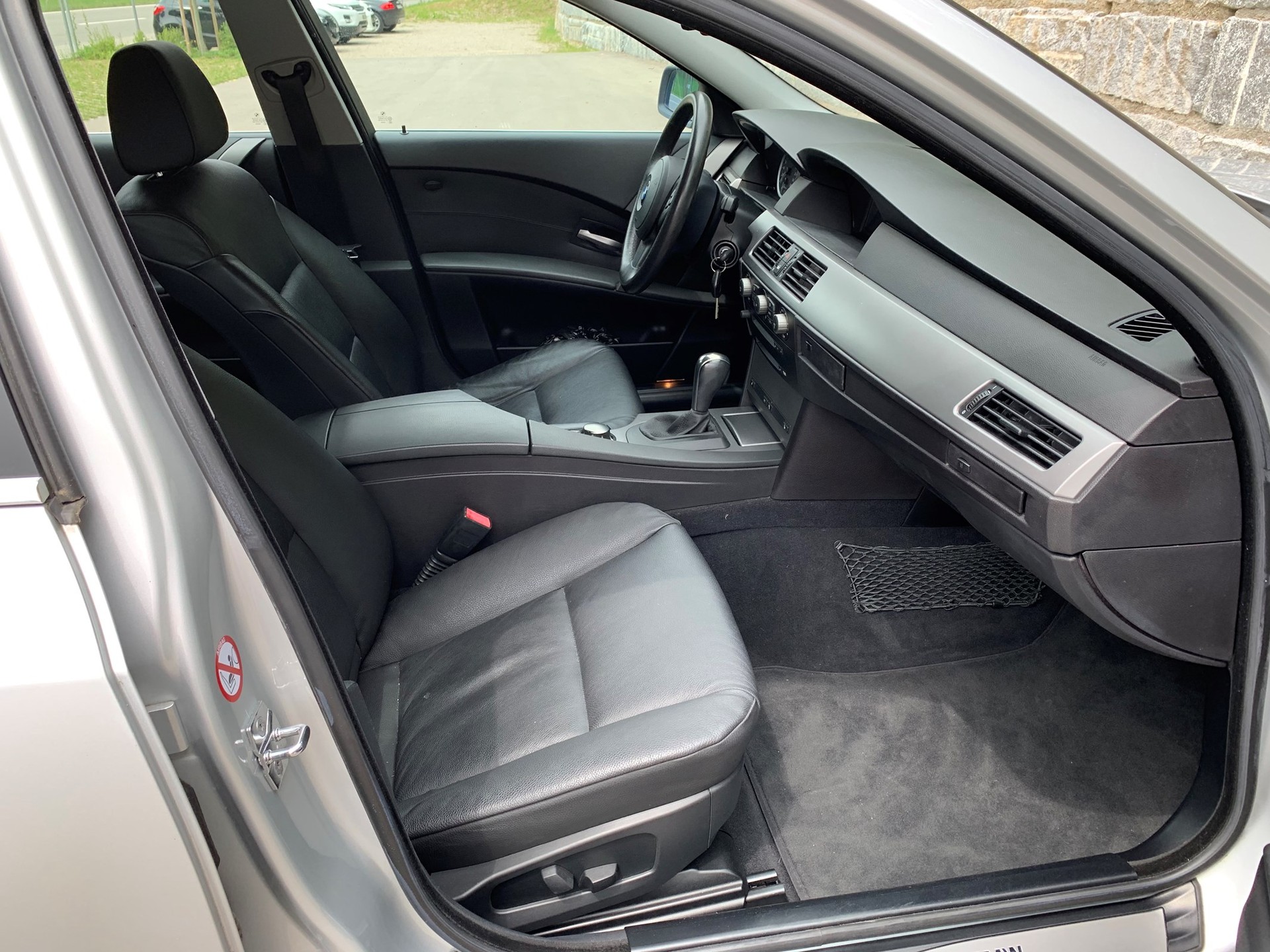BMW 530d-image-5