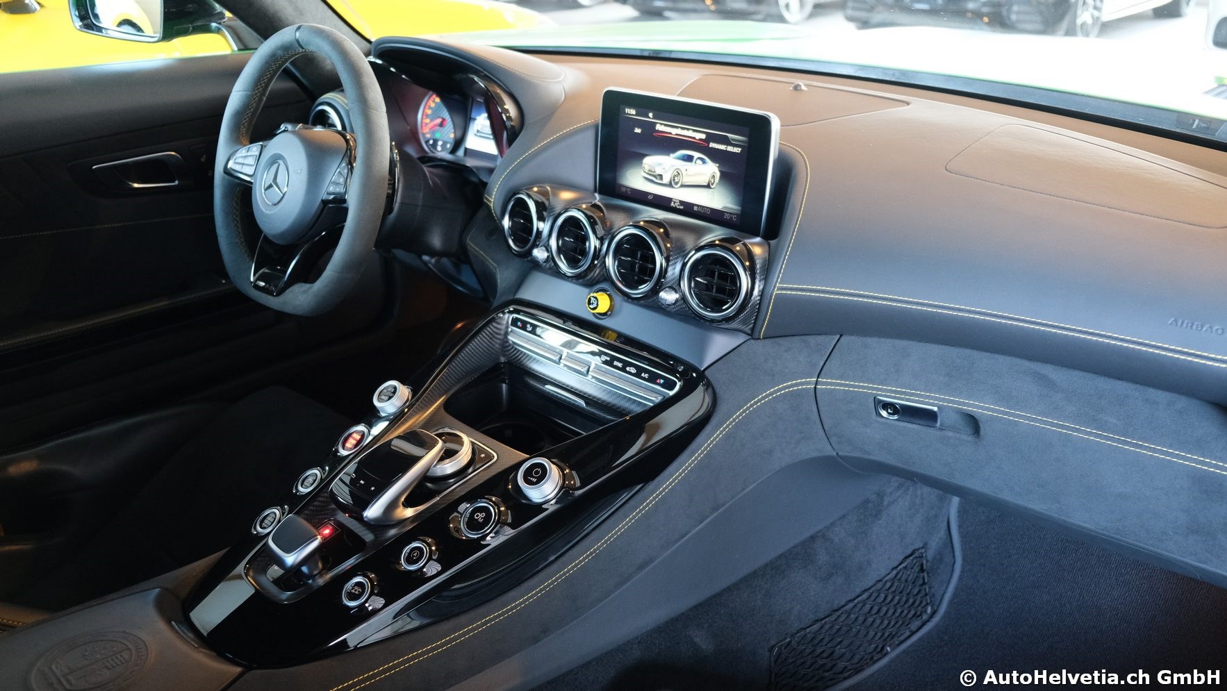 MERCEDES-BENZ AMG GT R Speedshift DCT-image-10