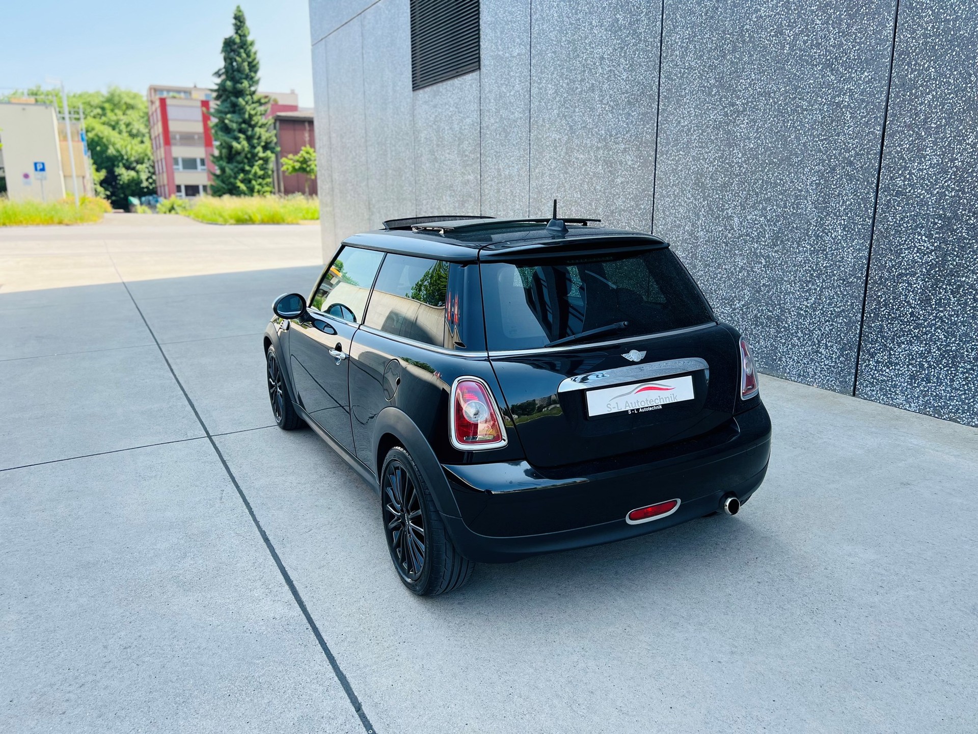 MINI Cooper-image-5