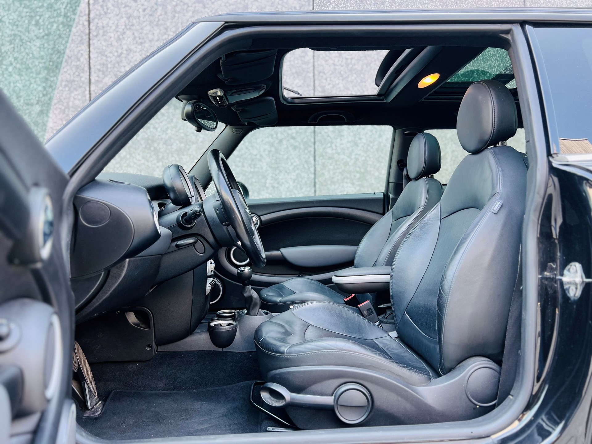 MINI Cooper-image-6