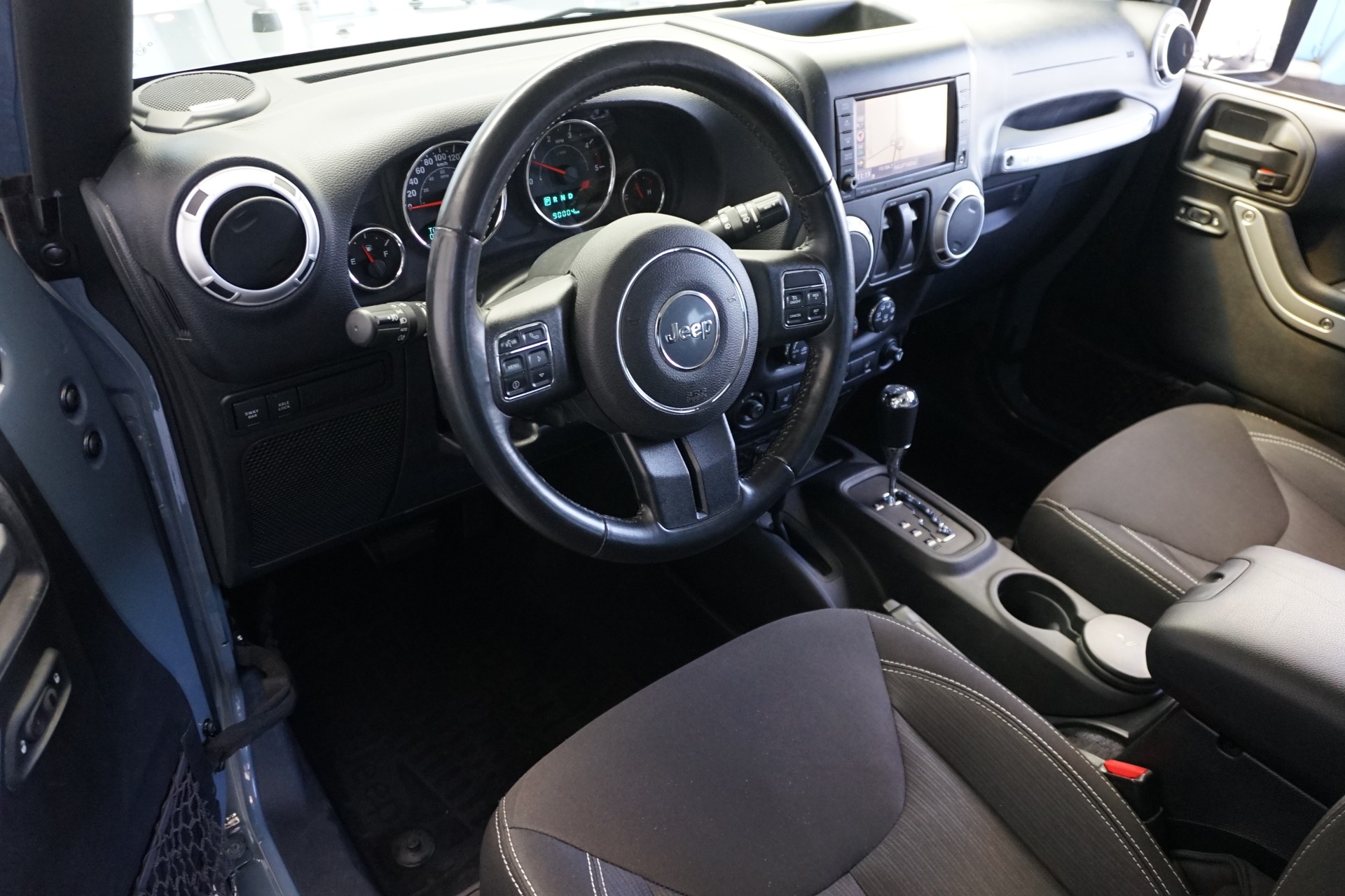 JEEP Wrangler 2.8CRD Rubicon 4x4 200PS-image-17