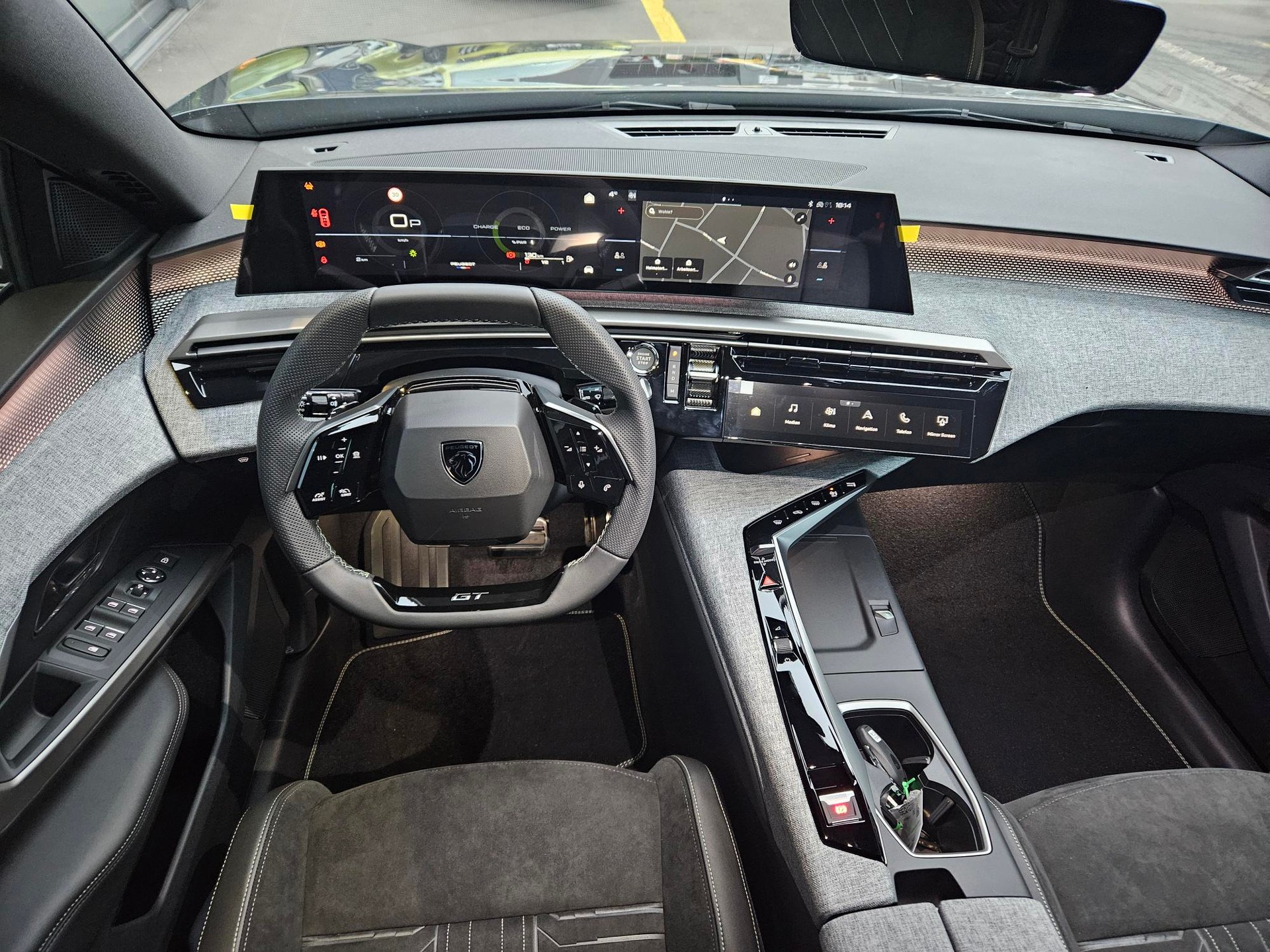 PEUGEOT 3008 1.2 Hybrid GT-image-6