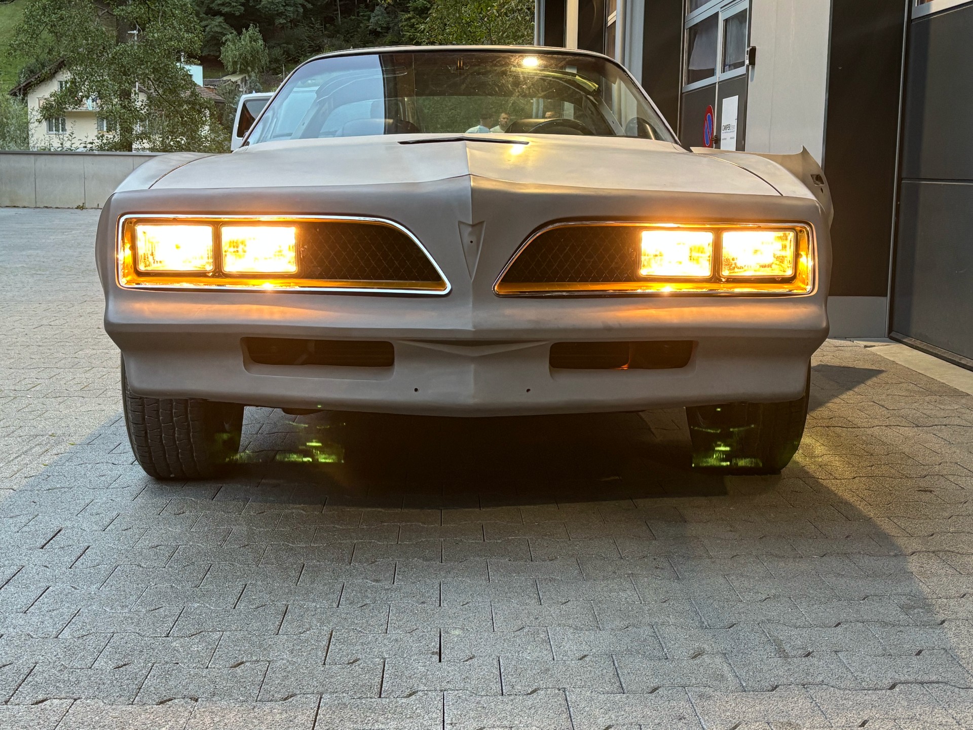 PONTIAC FIREBIRD-image-1