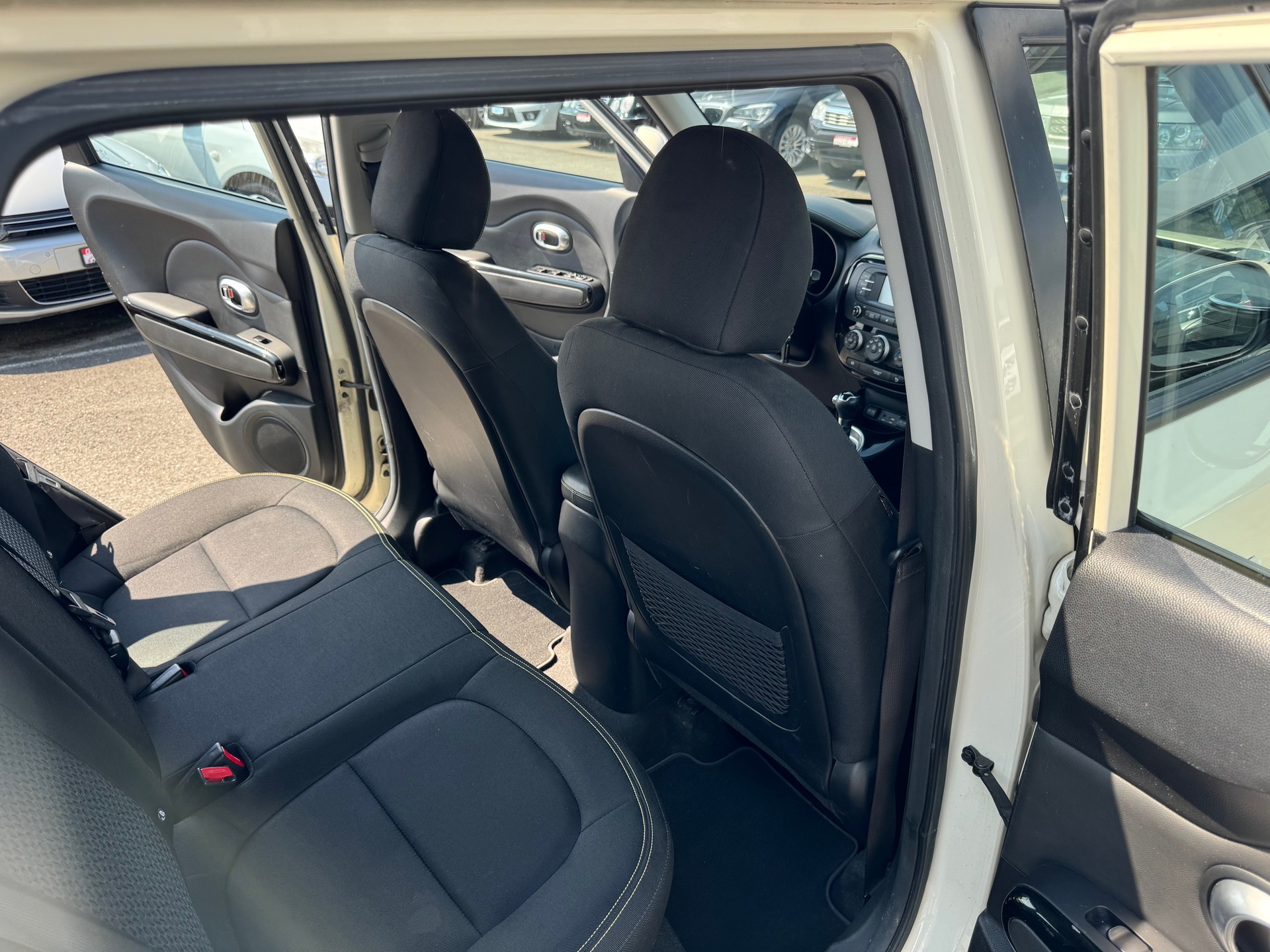 KIA Soul 1.6 CRDi Style Automat DCT-image-11