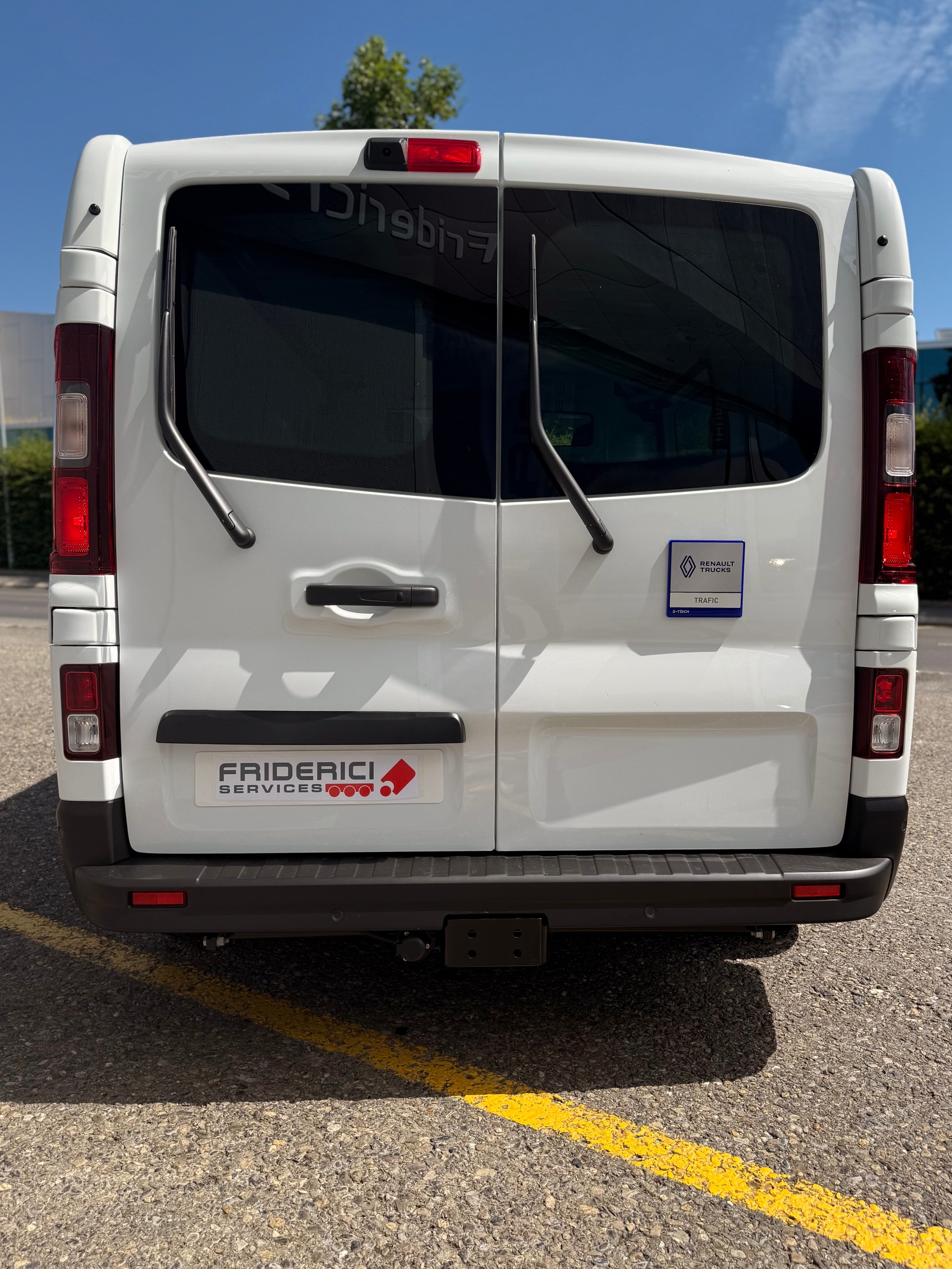 RENAULT Trafic EV52 22kW L2H1-image-3