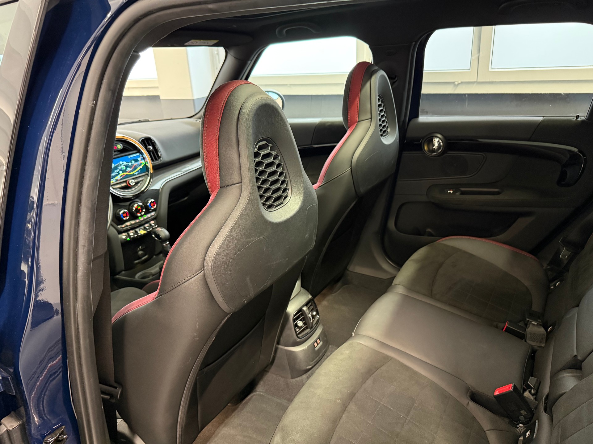 MINI Countryman Cooper S E ALL4 Steptronic-image-17
