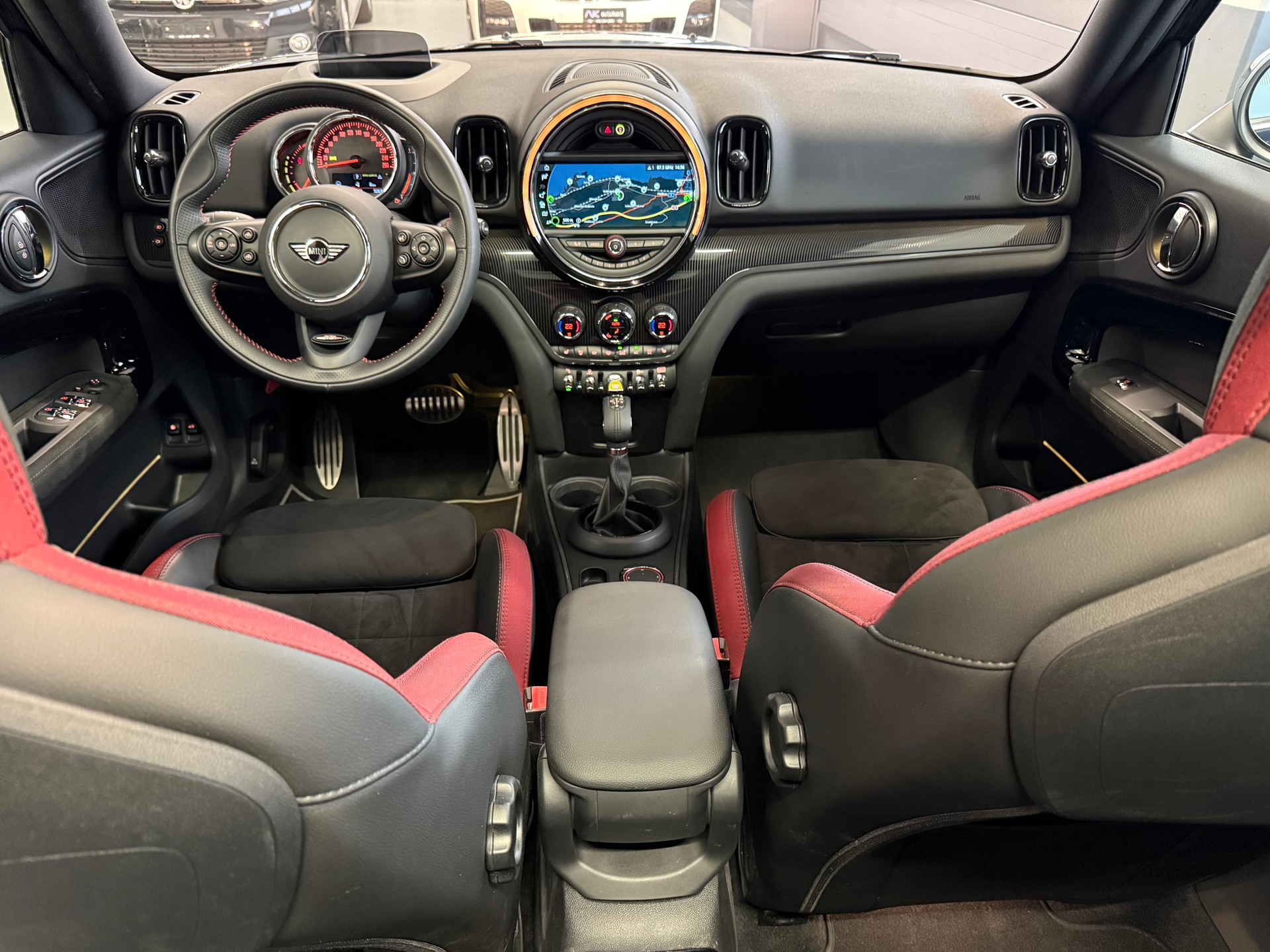 MINI Countryman Cooper S E ALL4 Steptronic-image-18