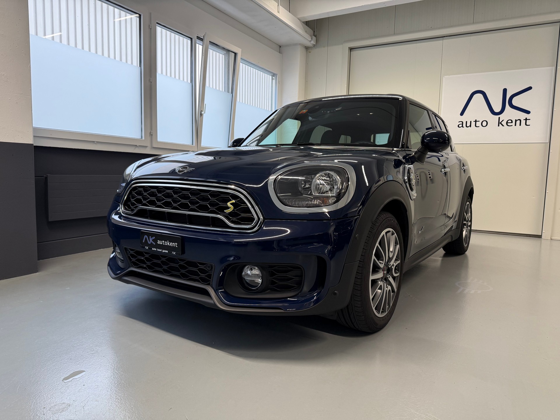 MINI Countryman Cooper S E ALL4 Steptronic-image-0