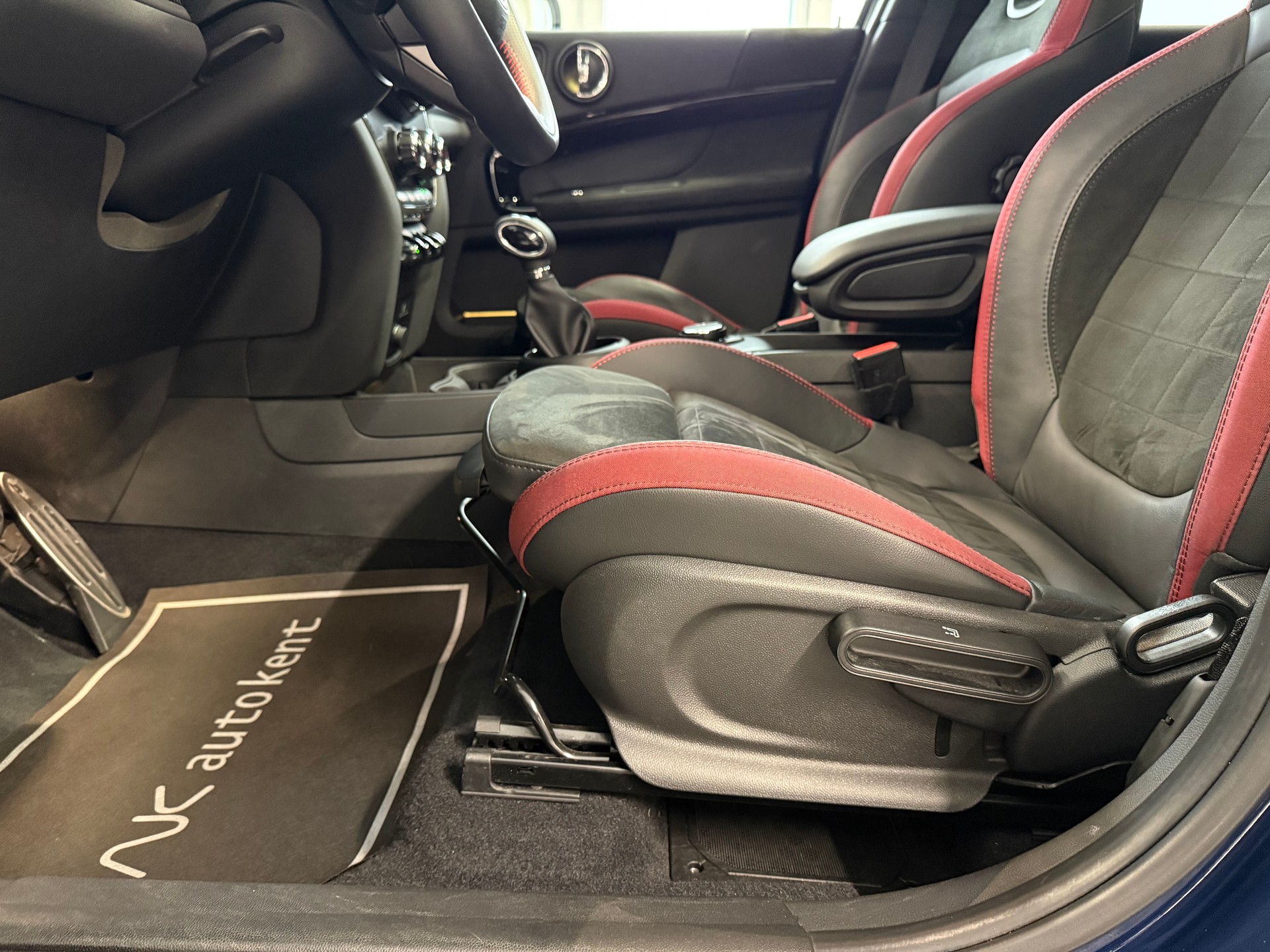 MINI Countryman Cooper S E ALL4 Steptronic-image-14