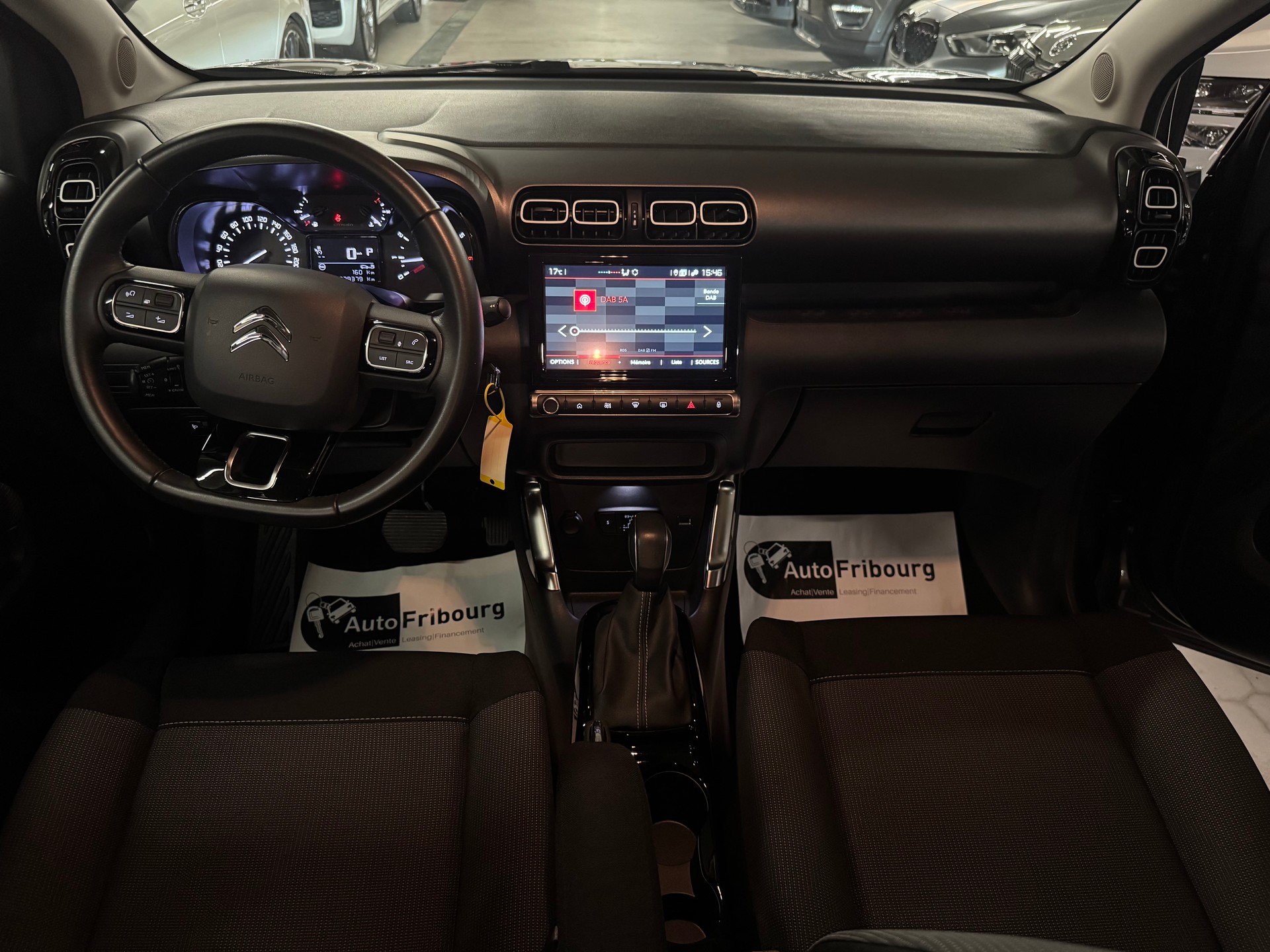 CITROEN C3 Aircross 1.2i PureTech Swiss Edition EAT6-image-4