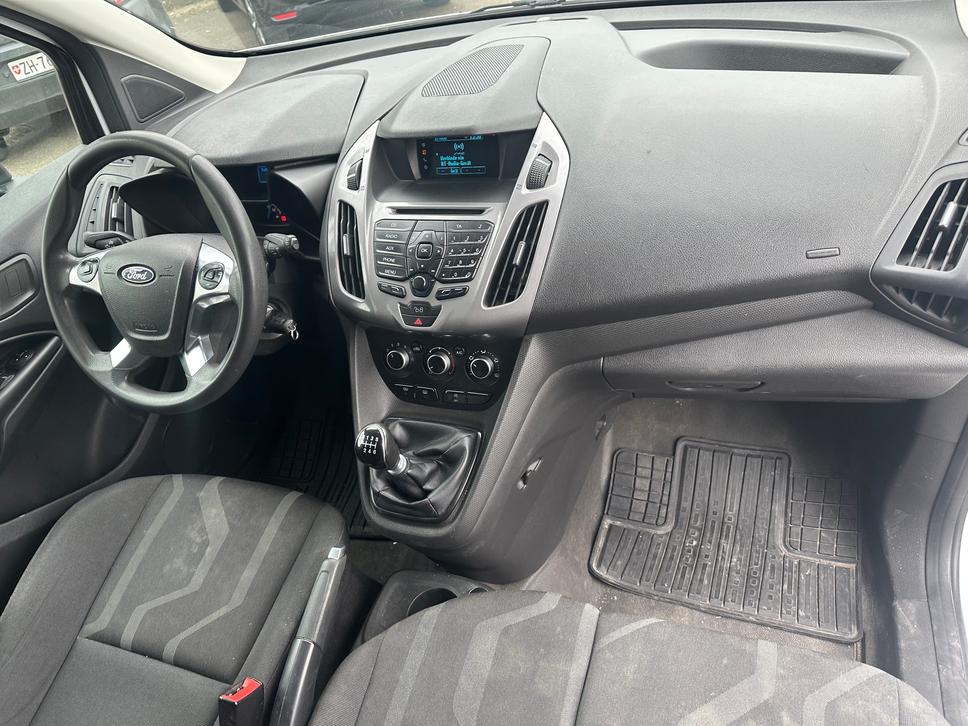 FORD Transit Connect Van T210 1.0 EcoBoost Ambiente-image-11