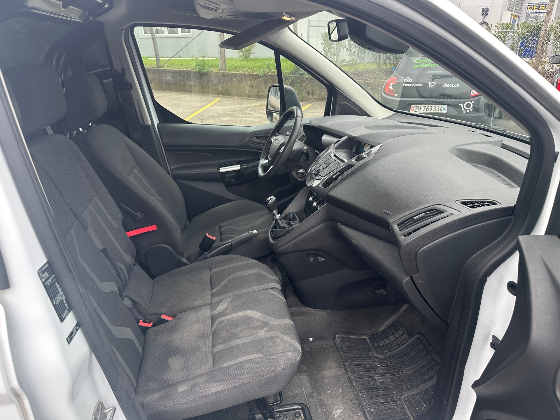 FORD Transit Connect Van T210 1.0 EcoBoost Ambiente-image-10