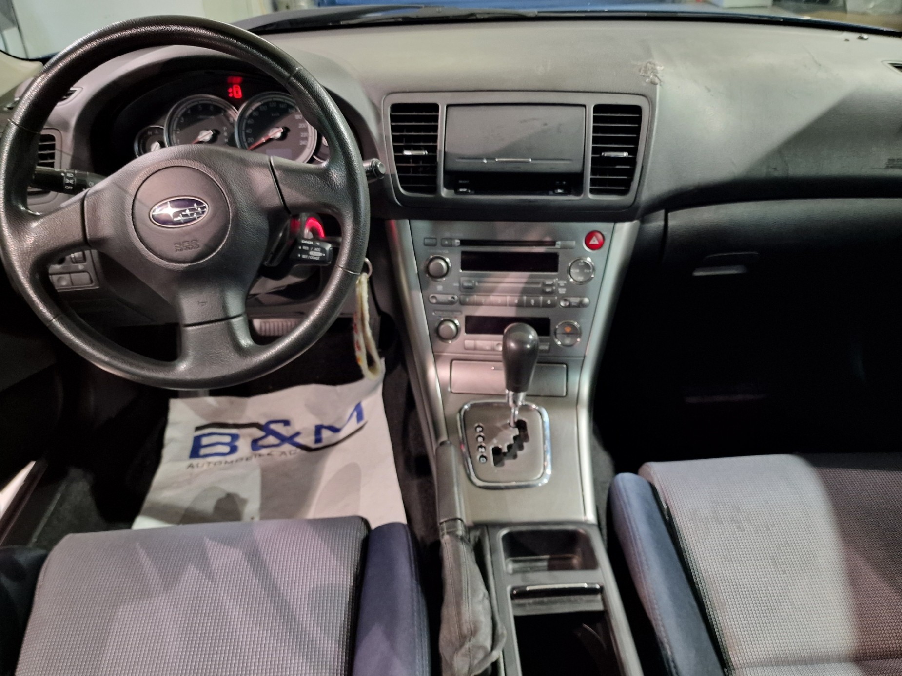 SUBARU Legacy 2.0i AWD-image-8