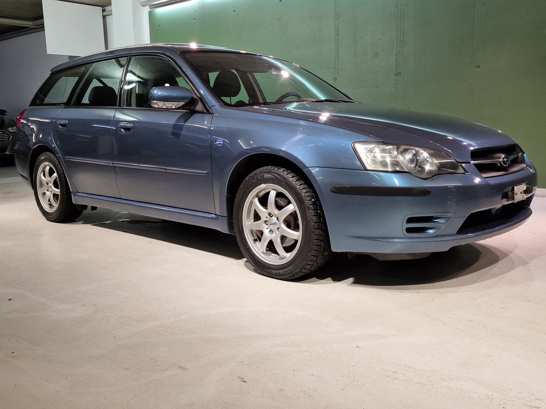 SUBARU Legacy 2.0i AWD-image-0