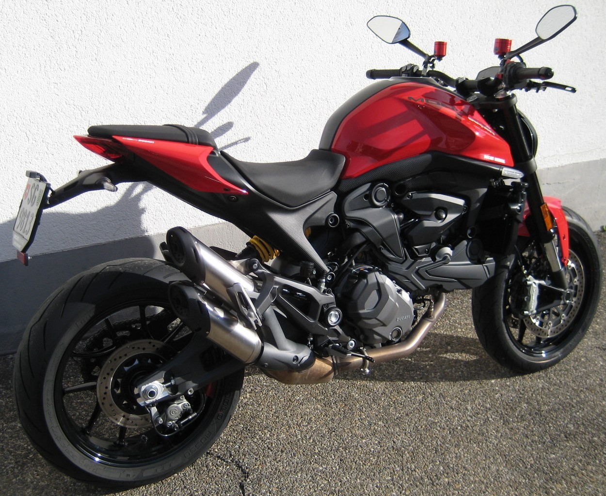 DUCATI Monster 937-image-3