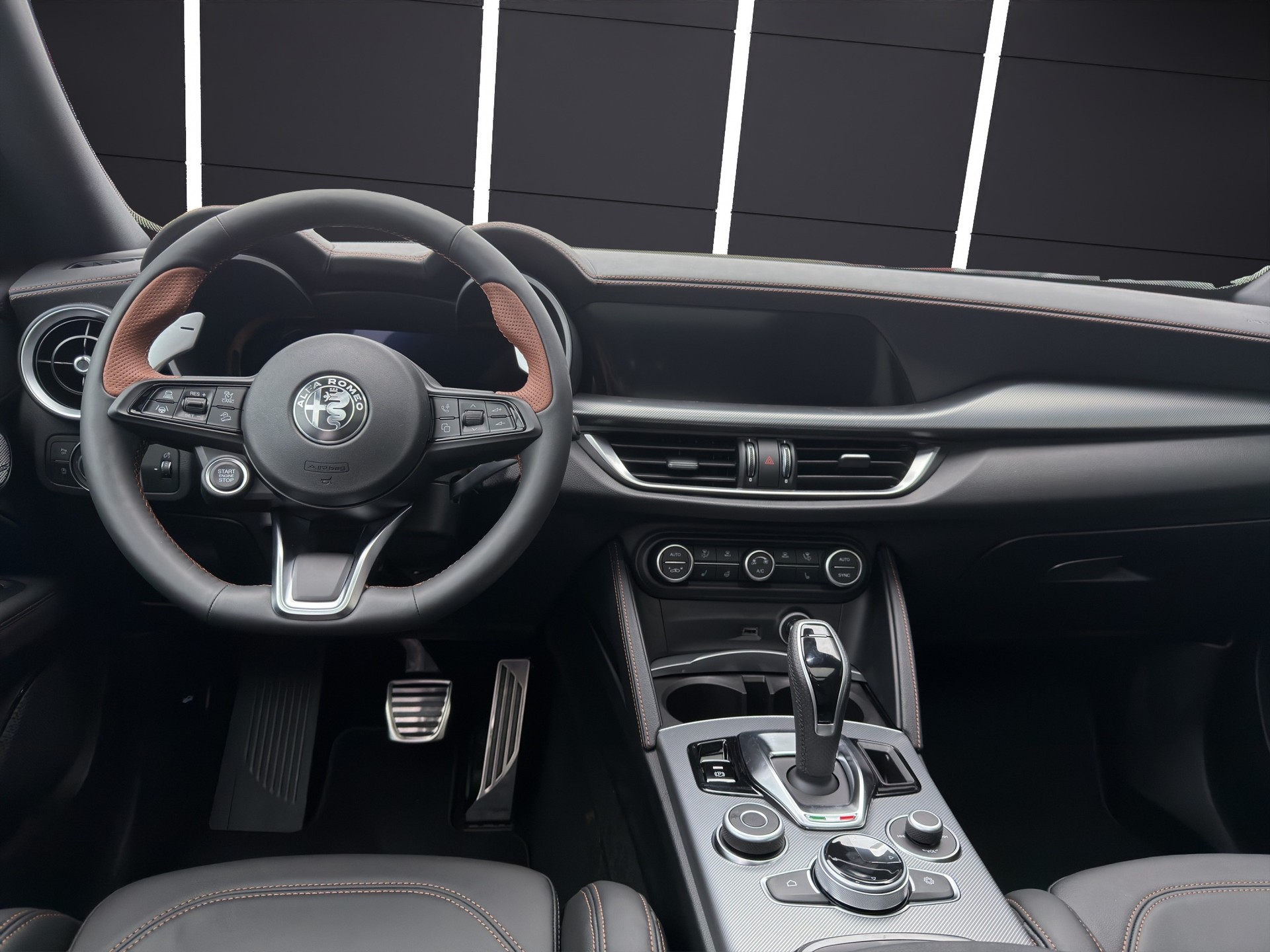 ALFA ROMEO Stelvio 2.0 Intensa Sky Q4 AT8-image-5