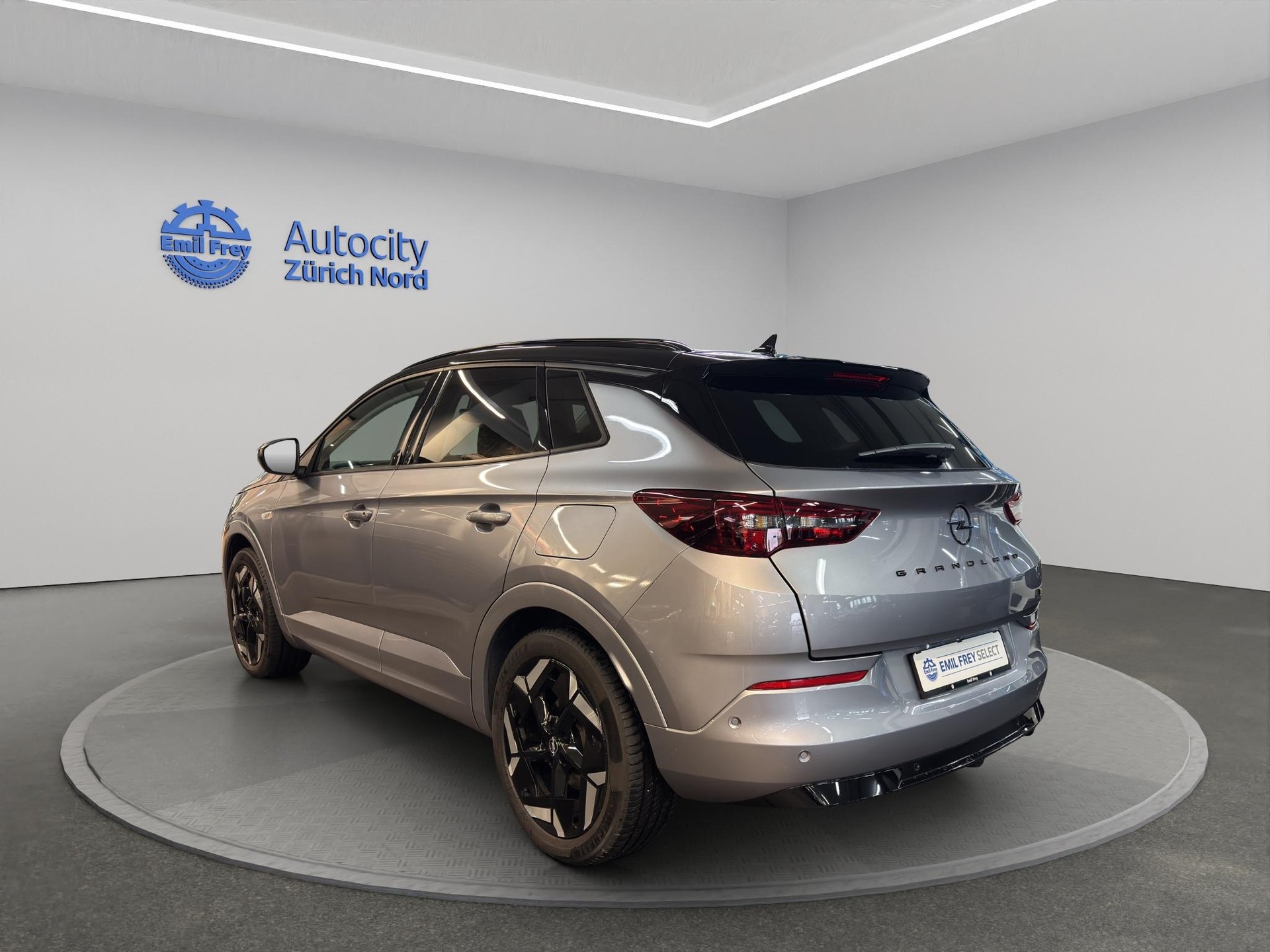 OPEL Grandland 1.6 T PHEV GSE-image-2