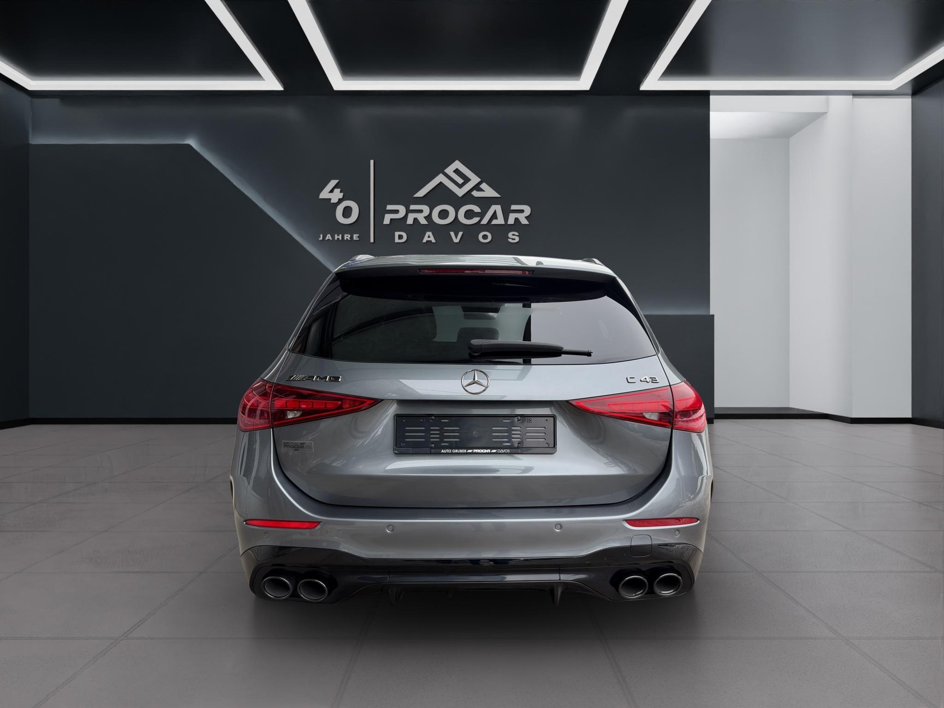 MERCEDES-BENZ C 43 AMG 4matic Kombi-image-4
