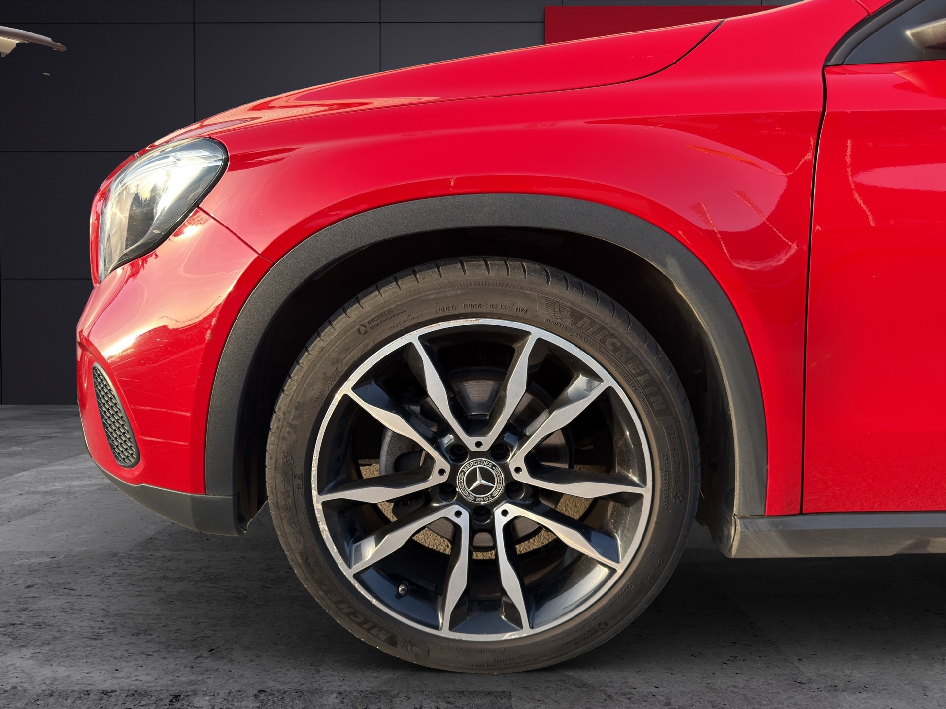 MERCEDES-BENZ GLA 200 Night Star-image-4
