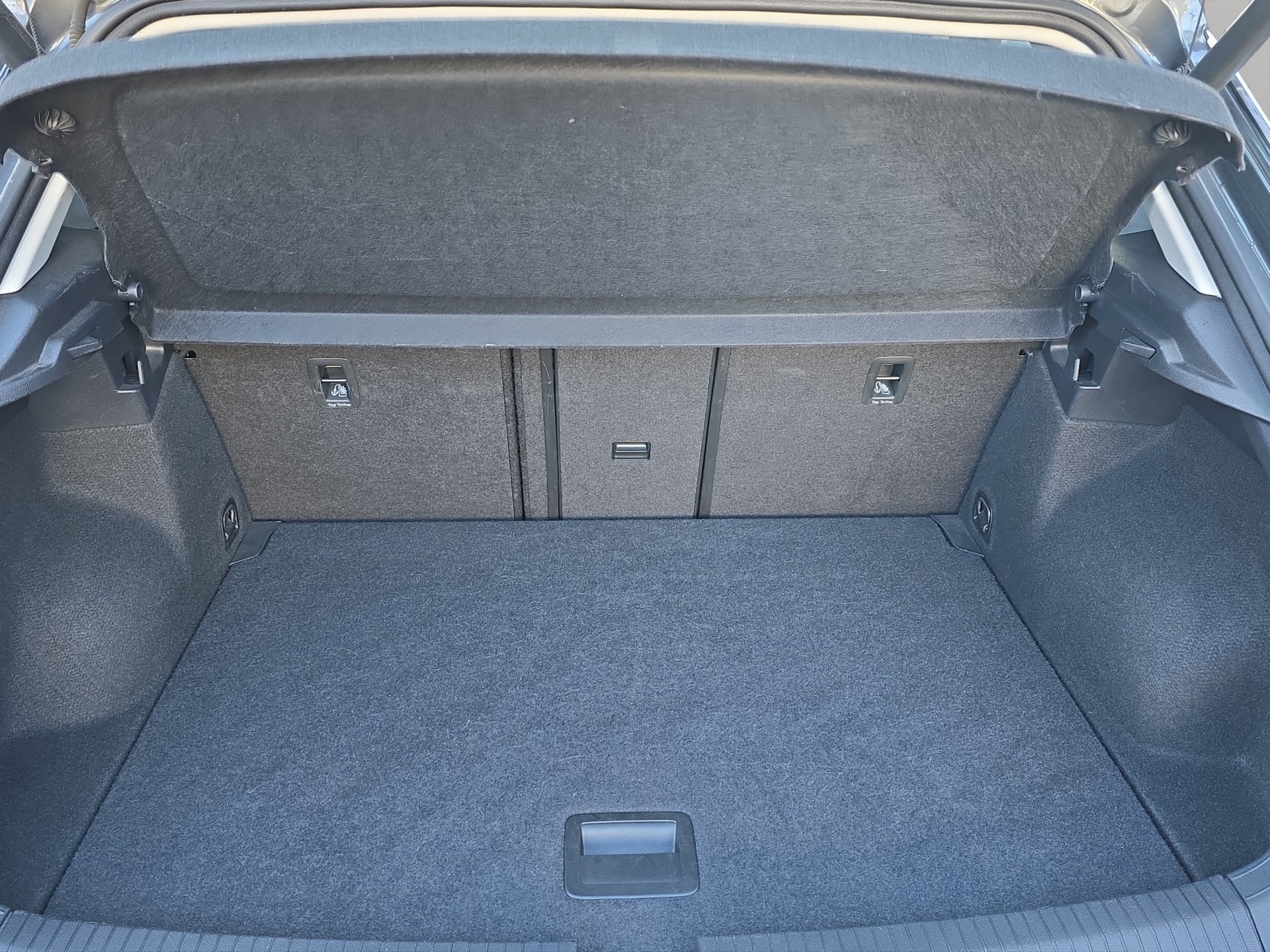 VW T-Roc 2.0 TSI Advance DSG 4Motion-image-6