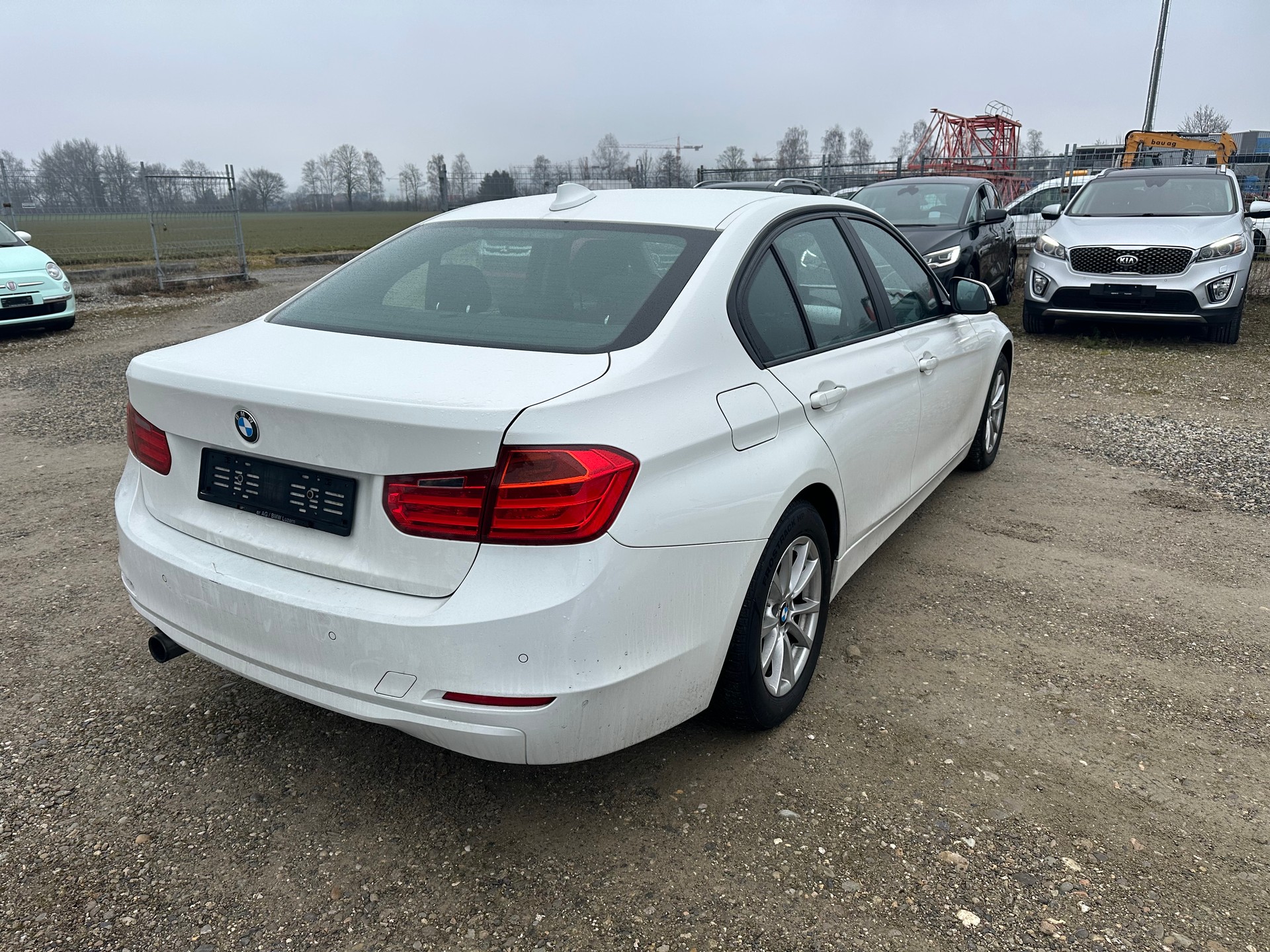 BMW 320i xDrive Steptronic-image-3