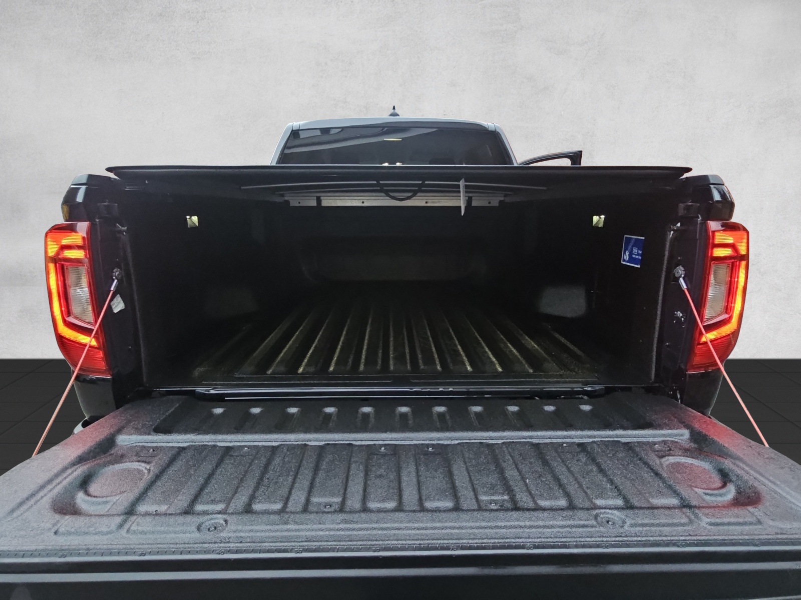 VW Amarok 2.0TDI Life-image-13