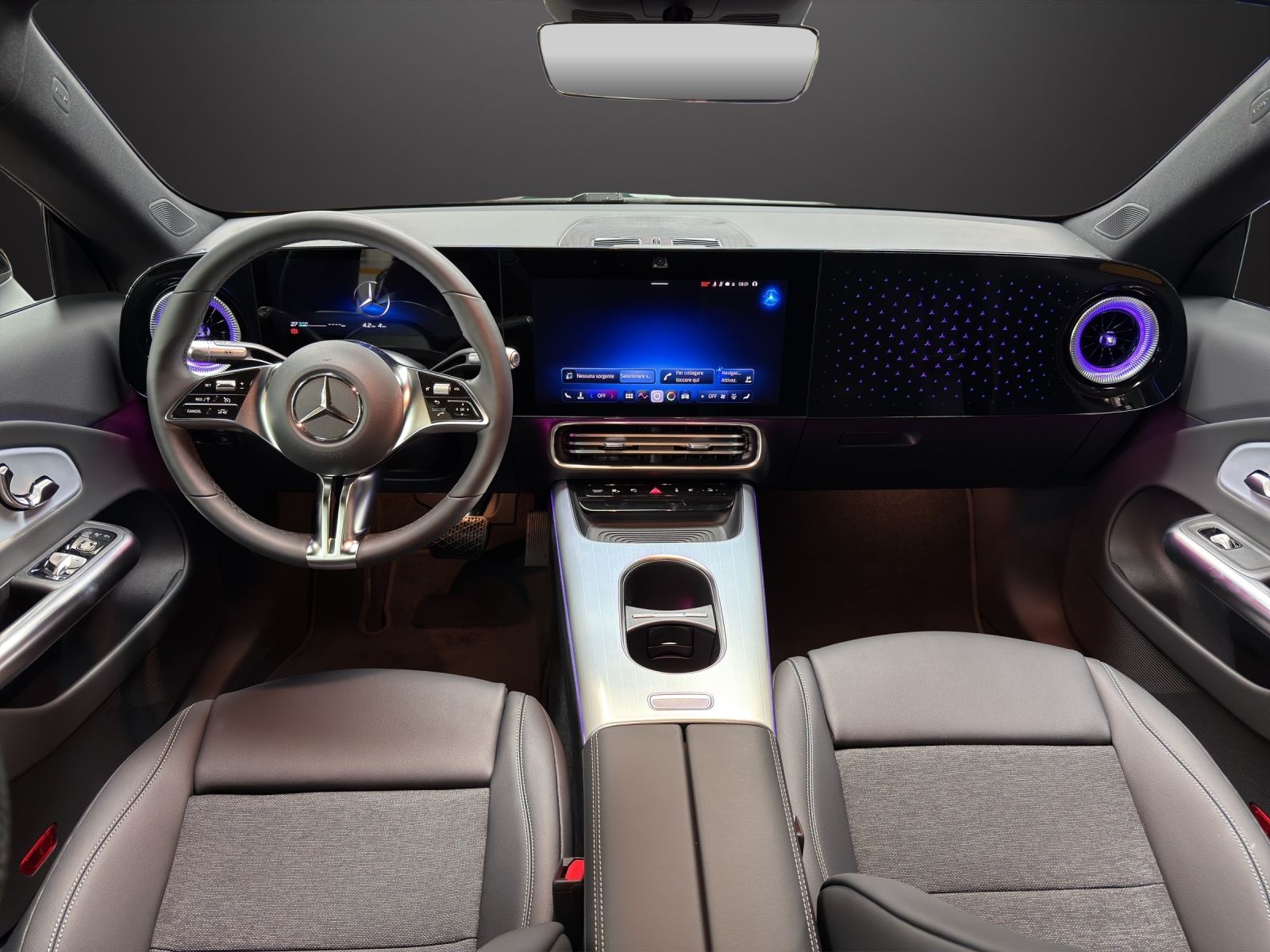 MERCEDES-BENZ CLA 200 8G-DCT-image-10