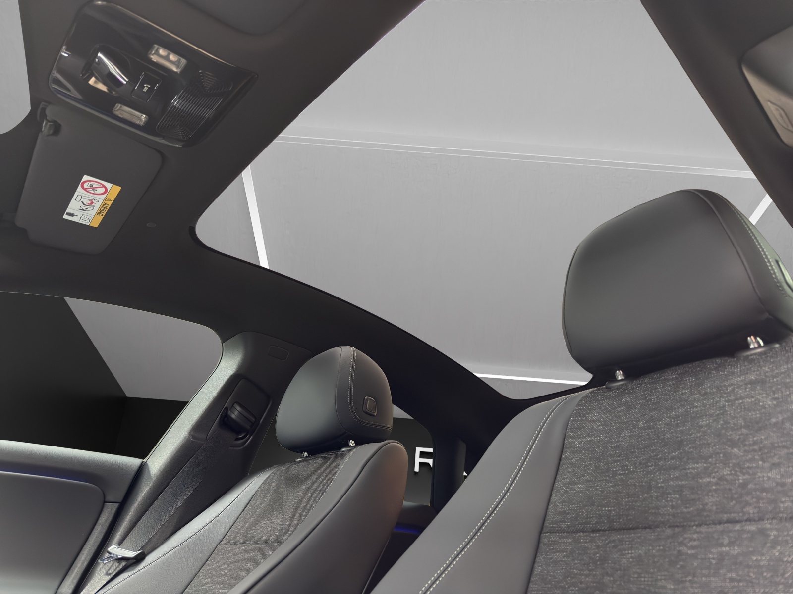 MERCEDES-BENZ CLA 200 8G-DCT-image-13