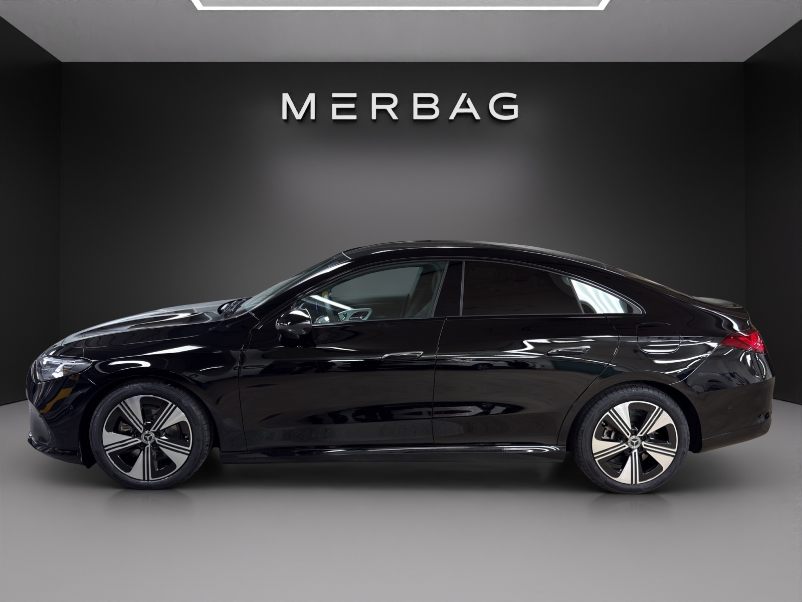 MERCEDES-BENZ CLA 200 8G-DCT-image-1