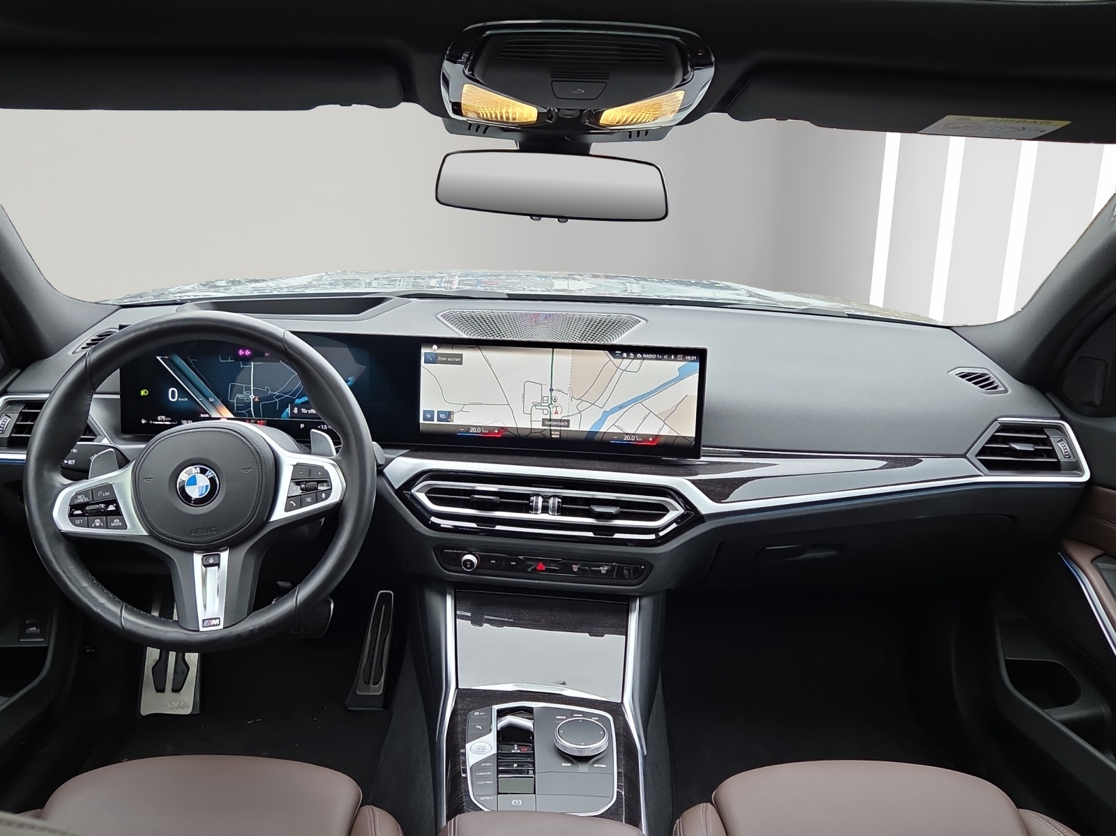 BMW 320d xDrive 48V Touring Steptronic M Sport-image-6