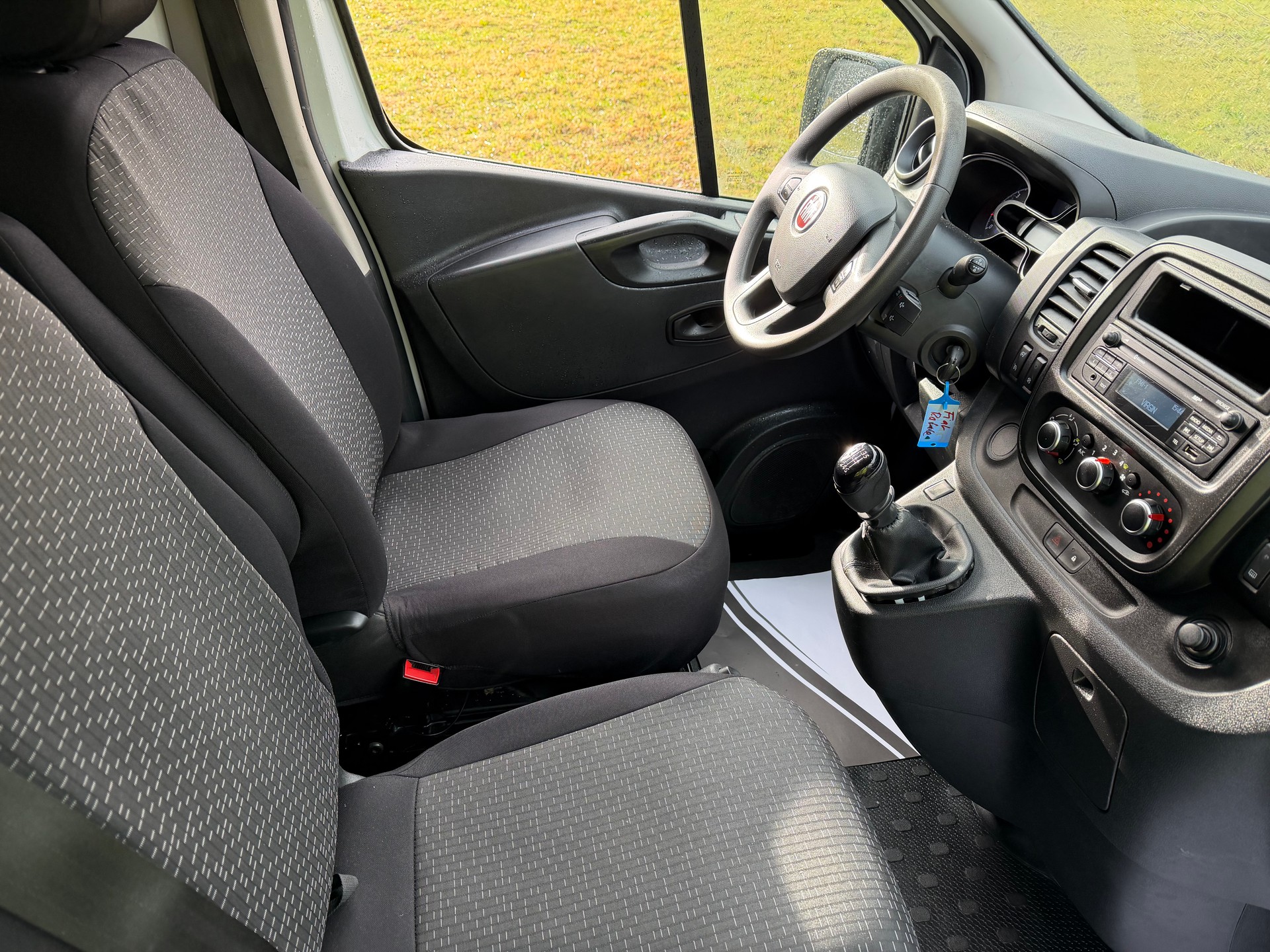 FIAT TALENTO 29 2.0 MJ "L2H1" AB MFK + MIT DACHTRÄGER MIT KLIMA 6-GANG SCHALTUNG. NL 1080 KG !!-image-13