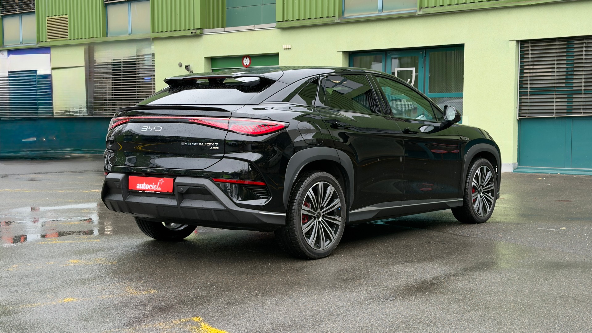 BYD Sealion 7 82,5 kWh Design AWD 4x4-image-2