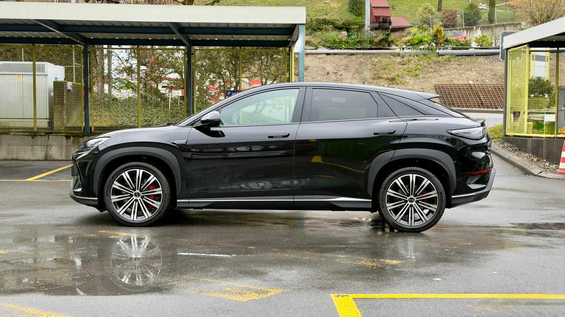 BYD Sealion 7 82,5 kWh Design AWD 4x4-image-1