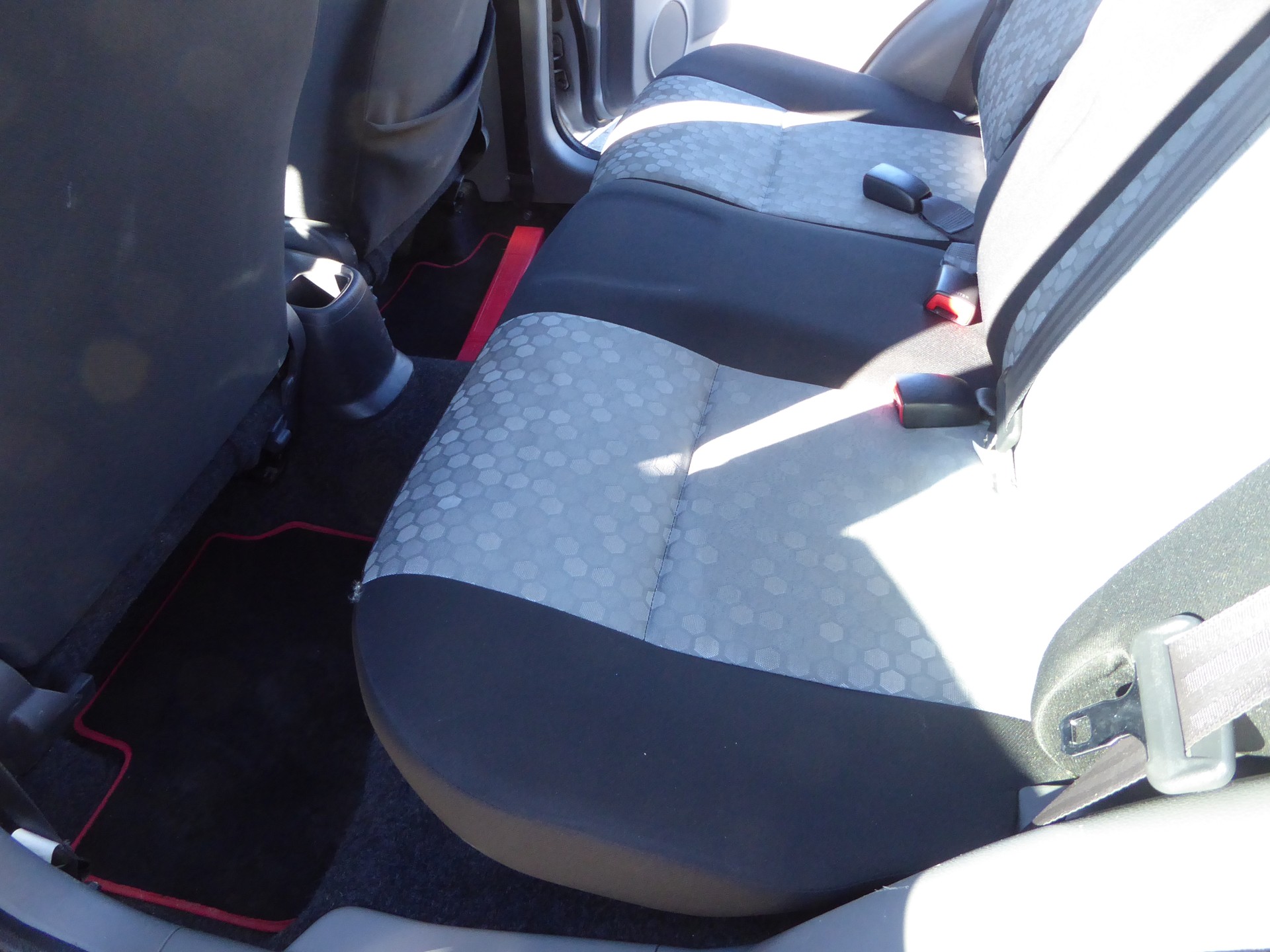 SUZUKI SX4 1.6 16V GL Top Sergio Cellano 4WD-image-4