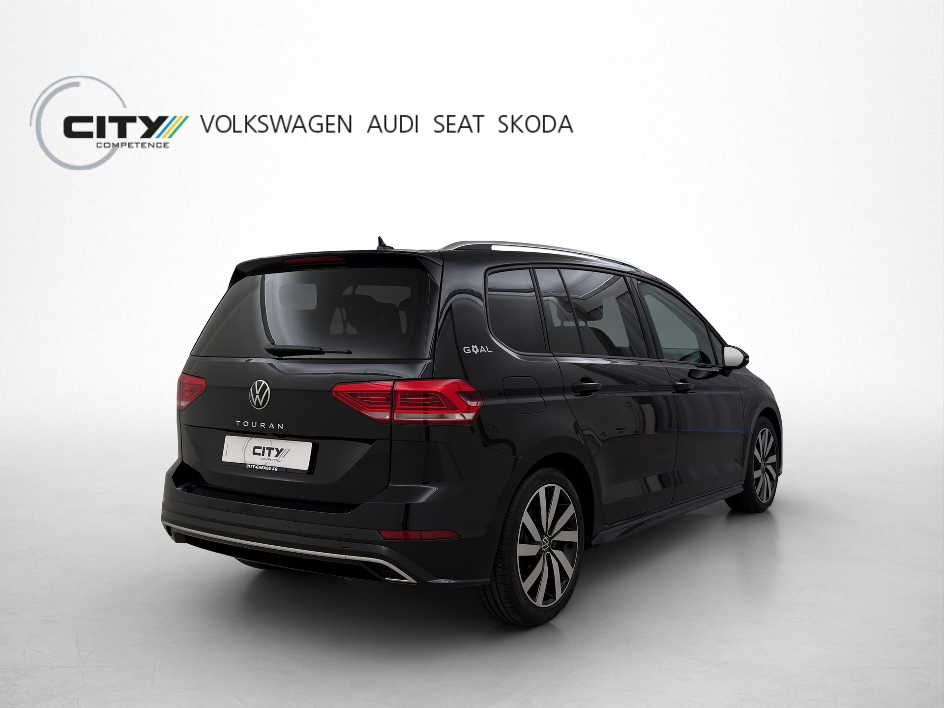 VW Touran 1.5 TSI Goal DSG R-Line-image-2