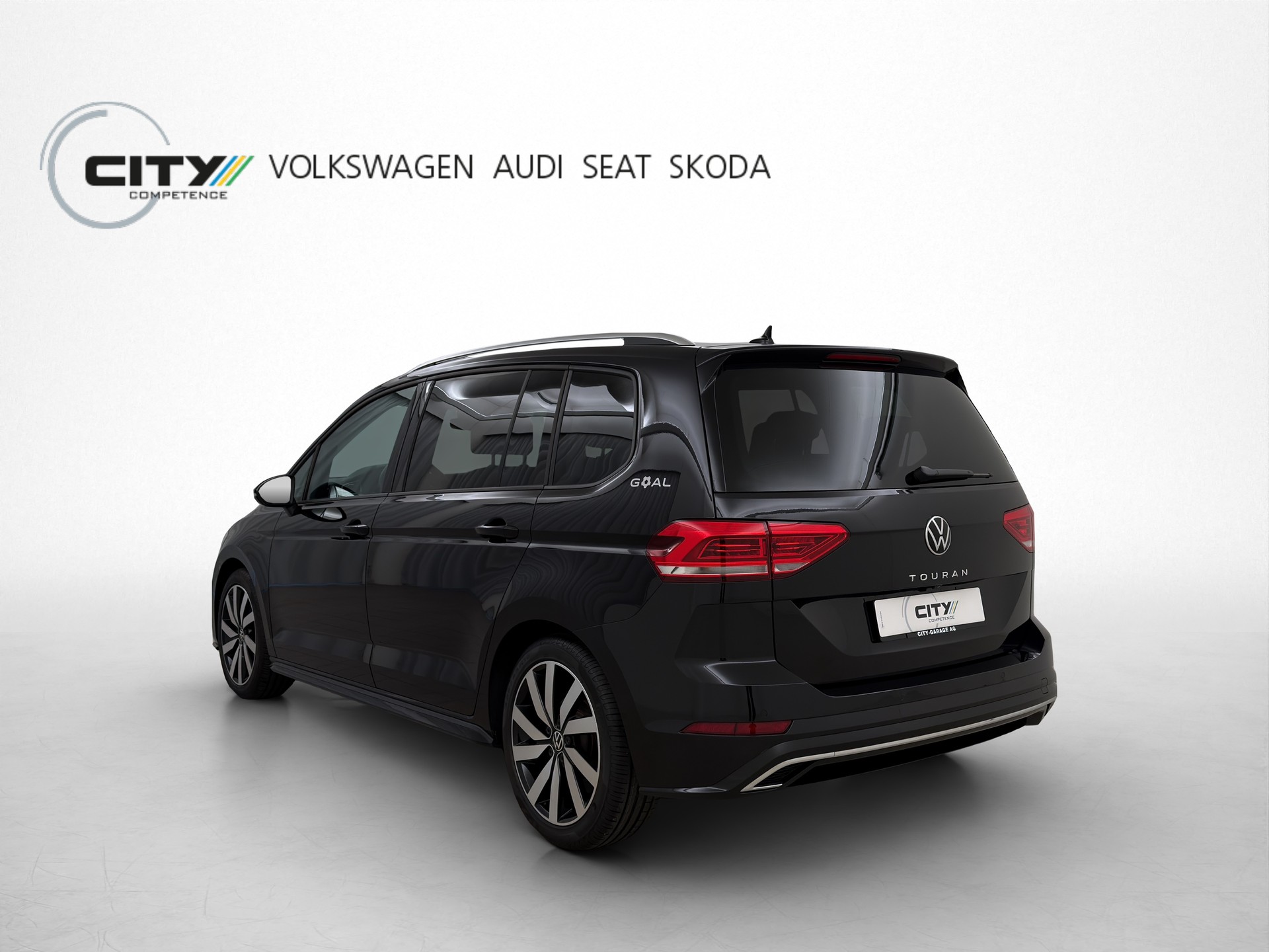 VW Touran 1.5 TSI Goal DSG R-Line-image-1